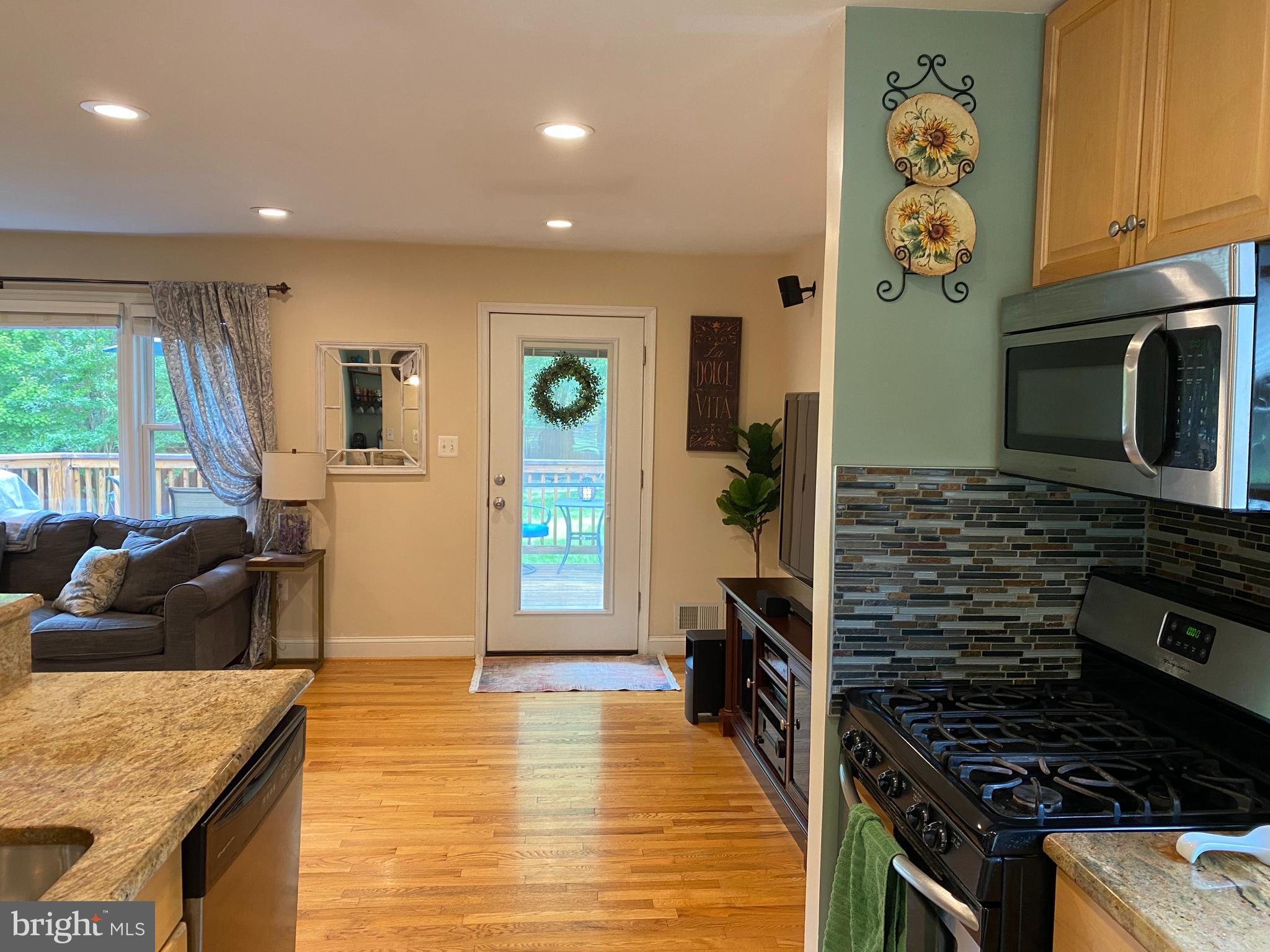 WADE-MAR ESTATES - Residential