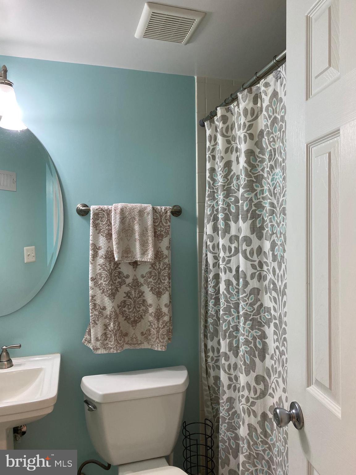 WADE-MAR ESTATES - Residential