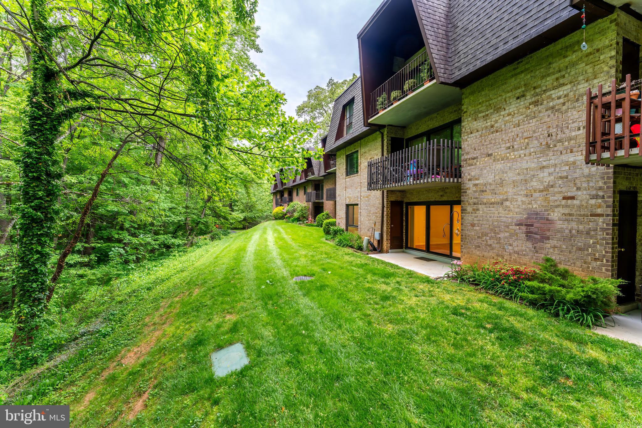 VANTAGE HILL - Residential