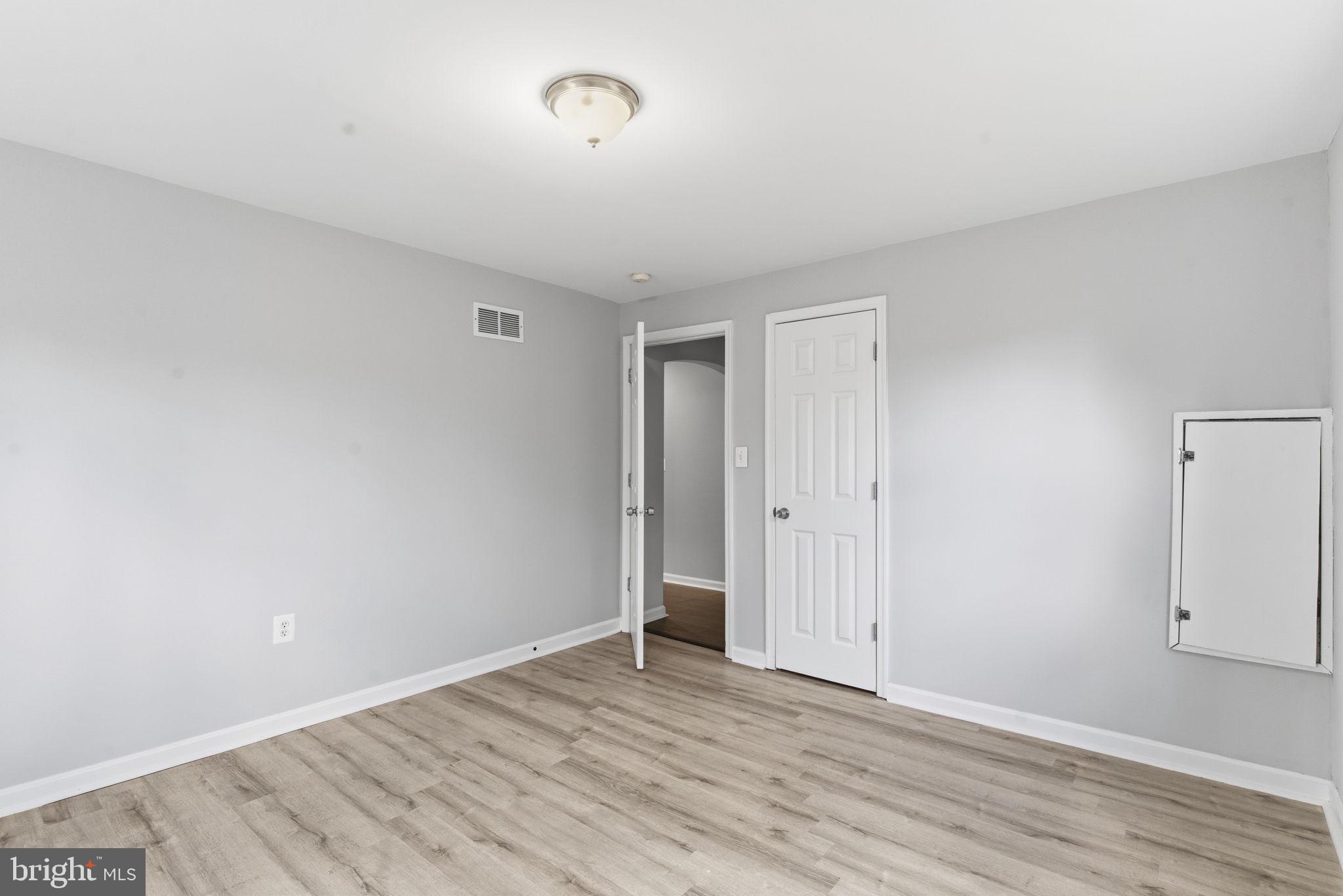 OLE LONGFIELD - Residential