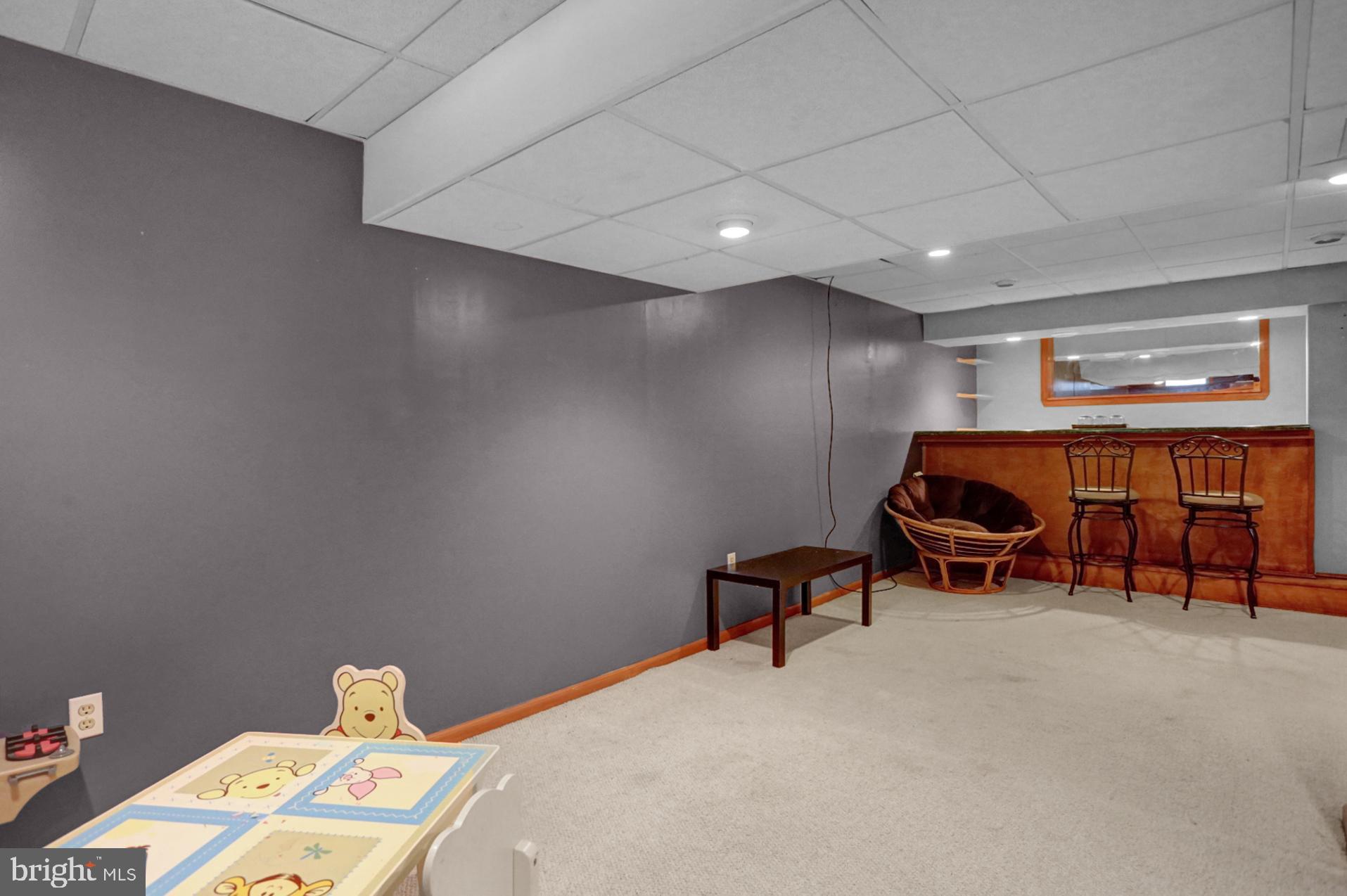 HEATHER KNOLL - Residential