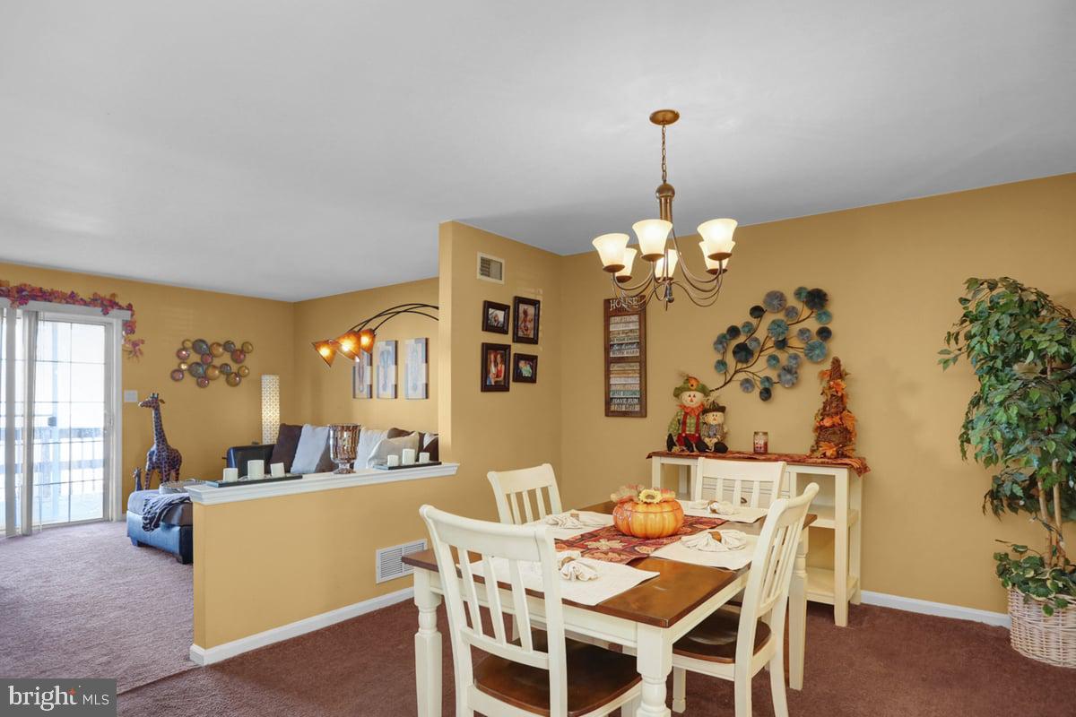 HEATHER KNOLL - Residential