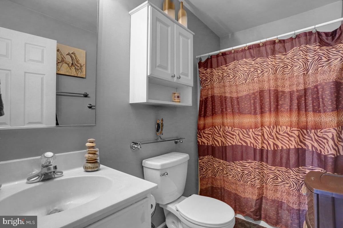 HEATHER KNOLL - Residential