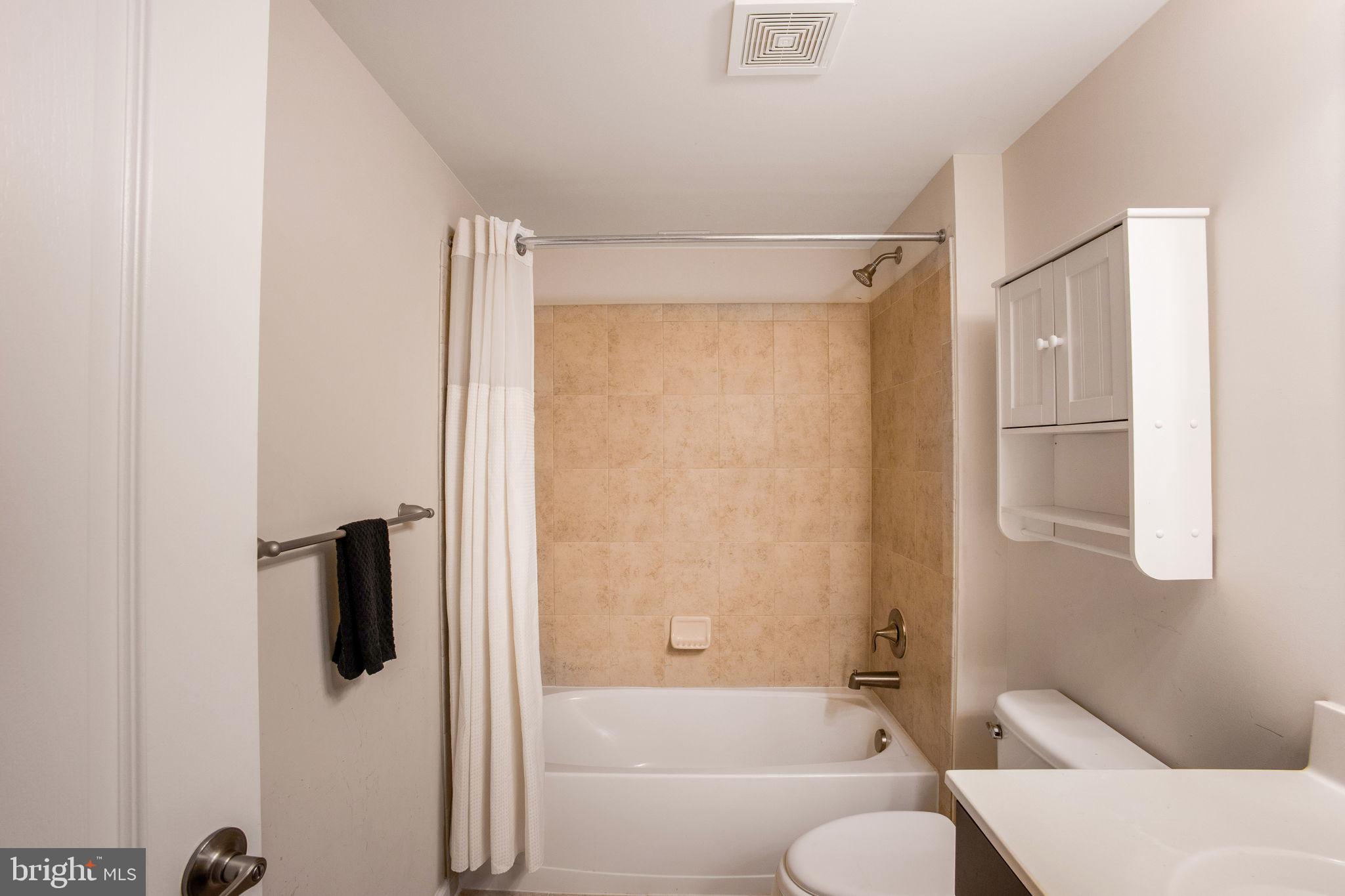 GOOSE CREEK PRESERVE - Residential Lease