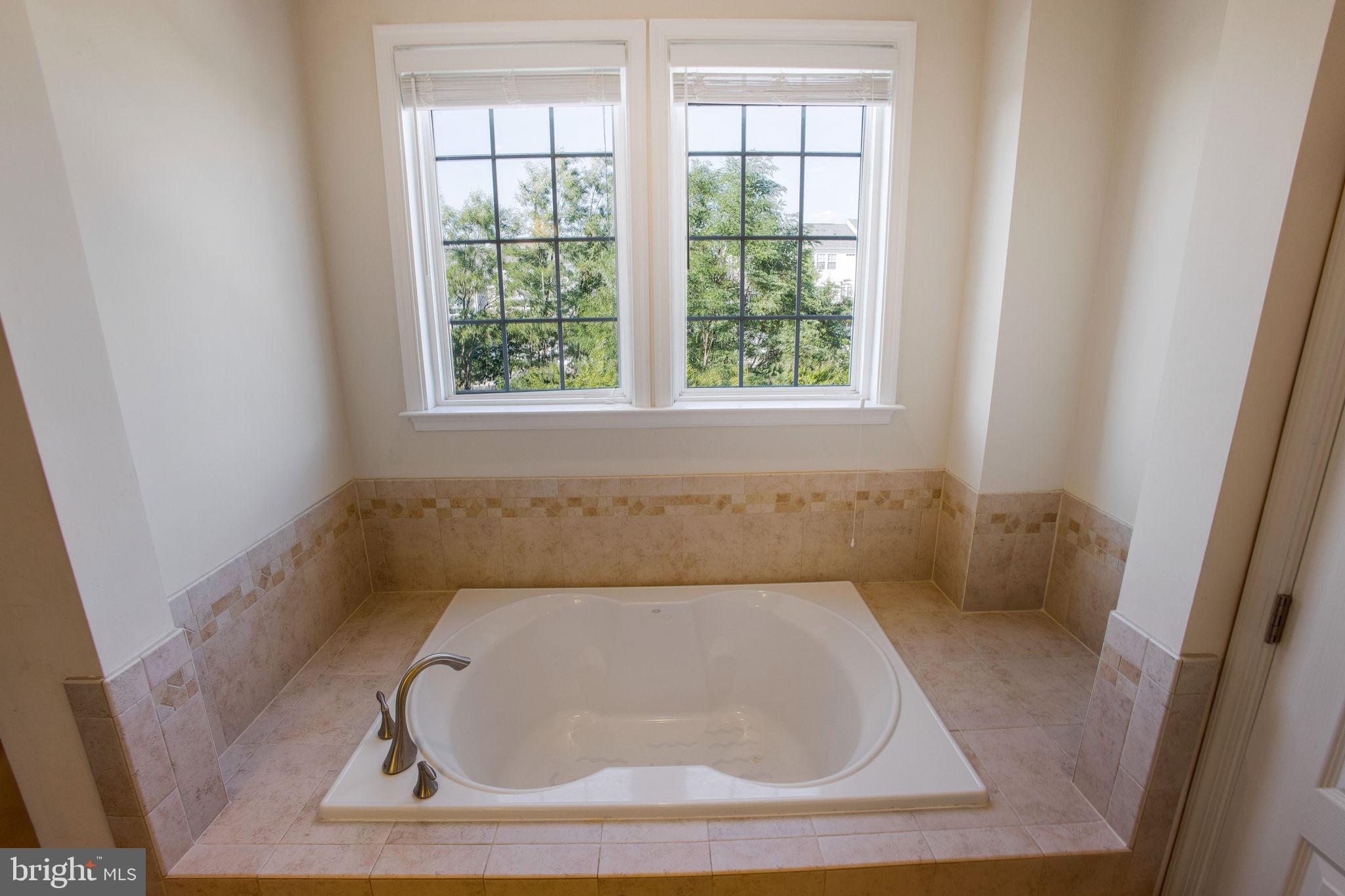 GOOSE CREEK PRESERVE - Residential Lease