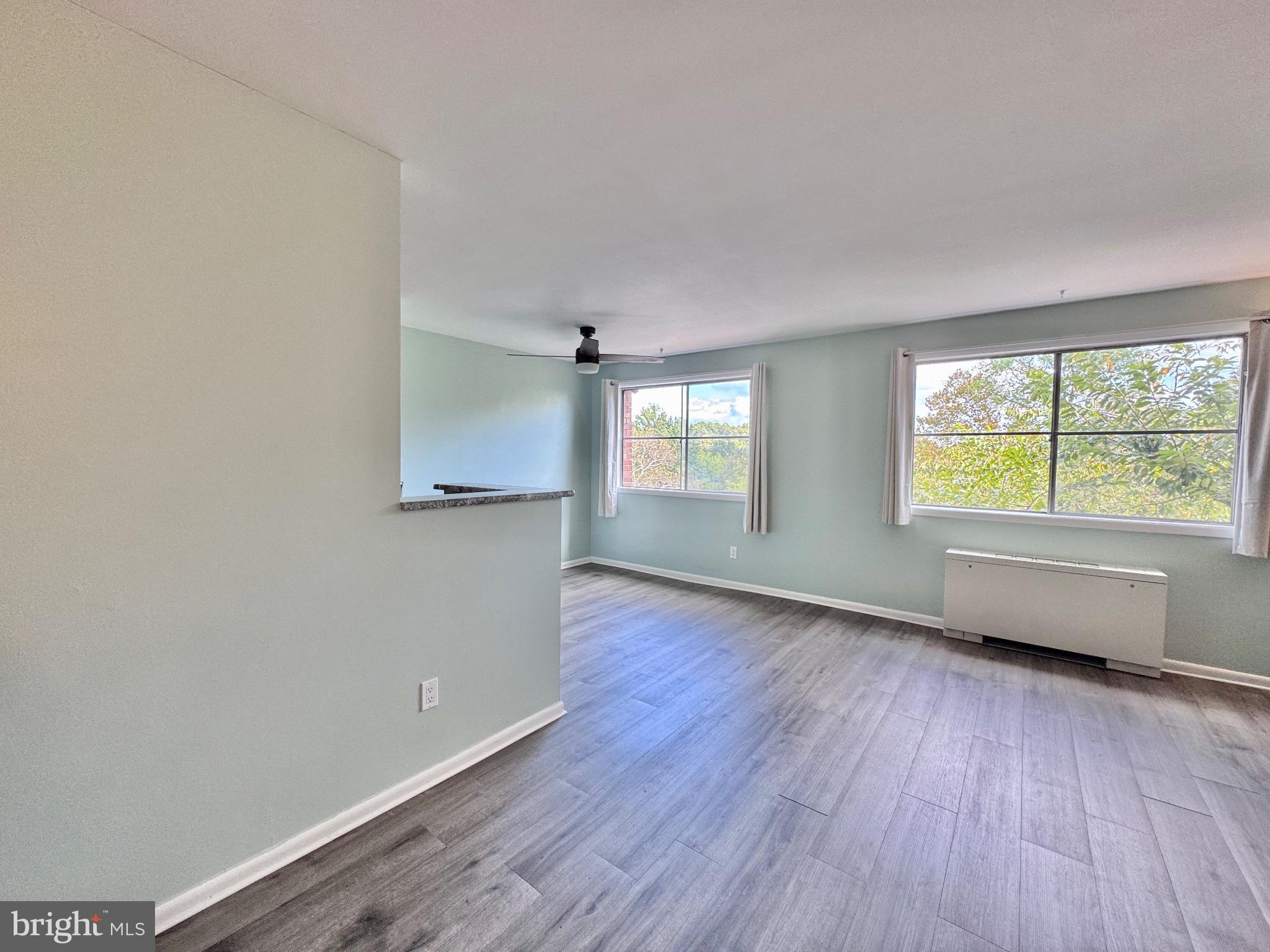 COLUMBIA KNOLL - Residential