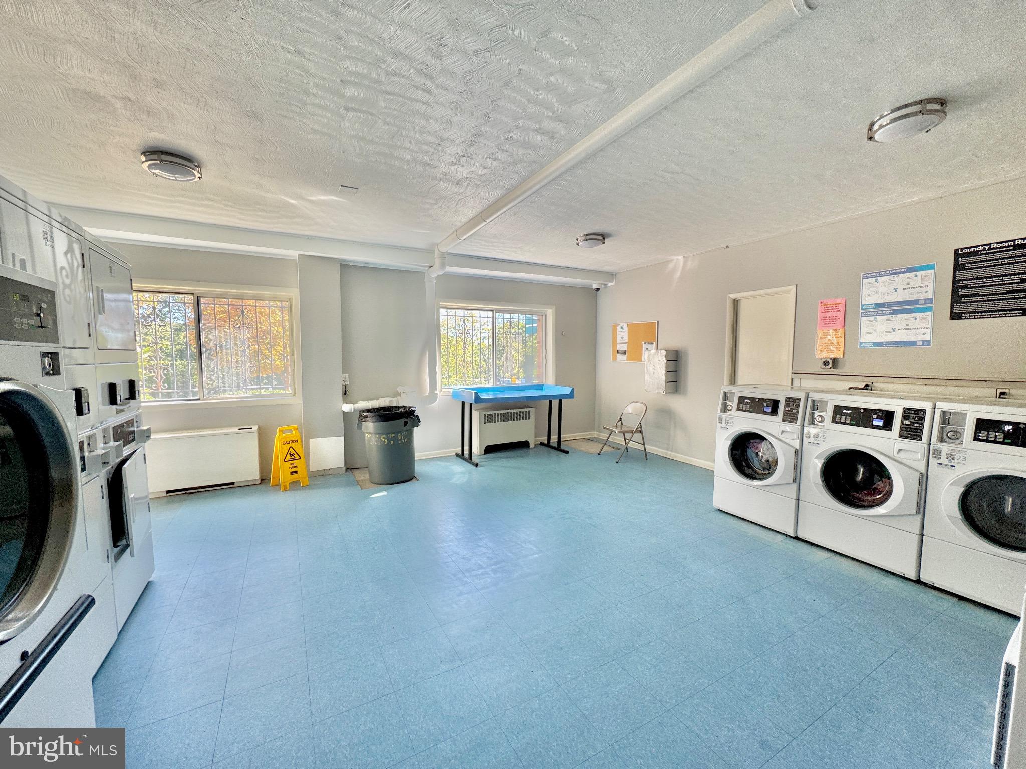 COLUMBIA KNOLL - Residential