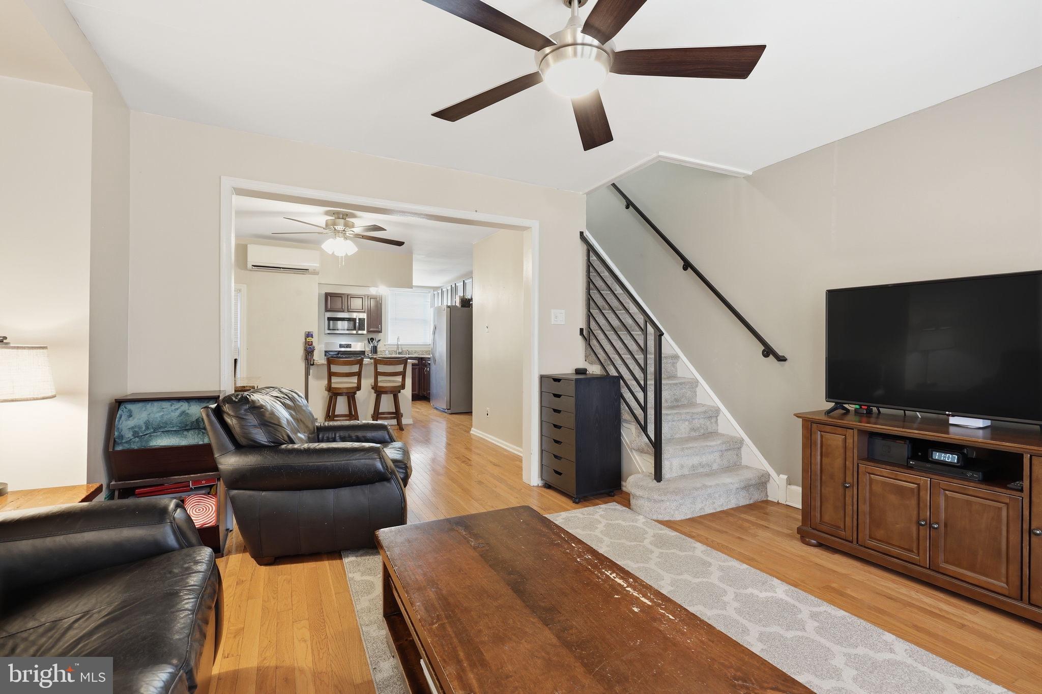 BRIDESBURG - Residential