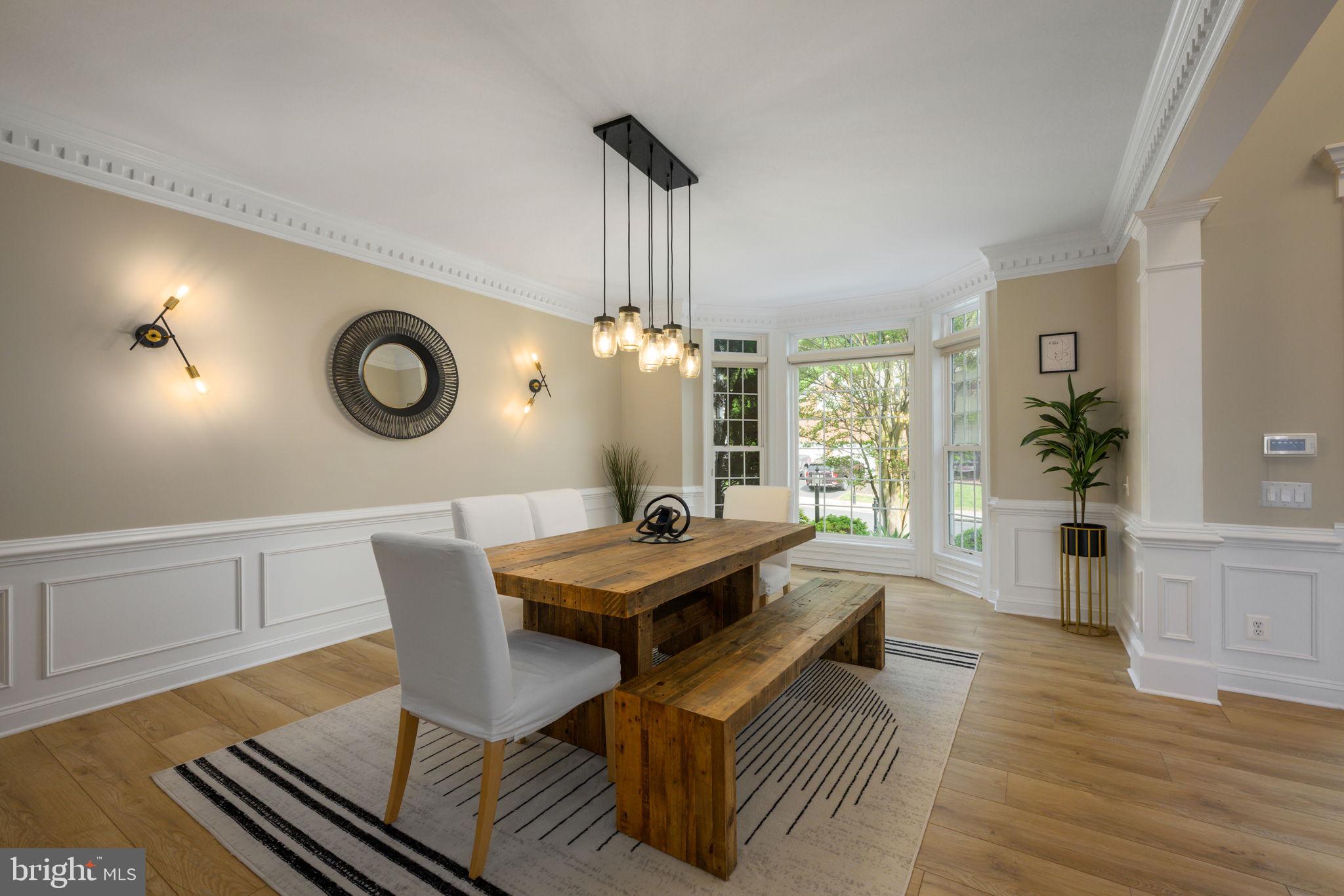 8937 RHODODENDRON CIRCLE