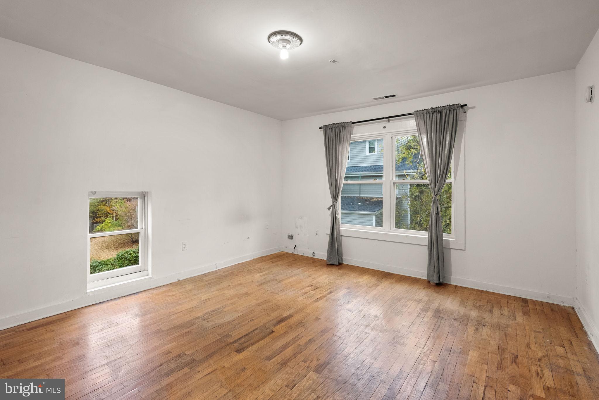 BERWYN - Residential