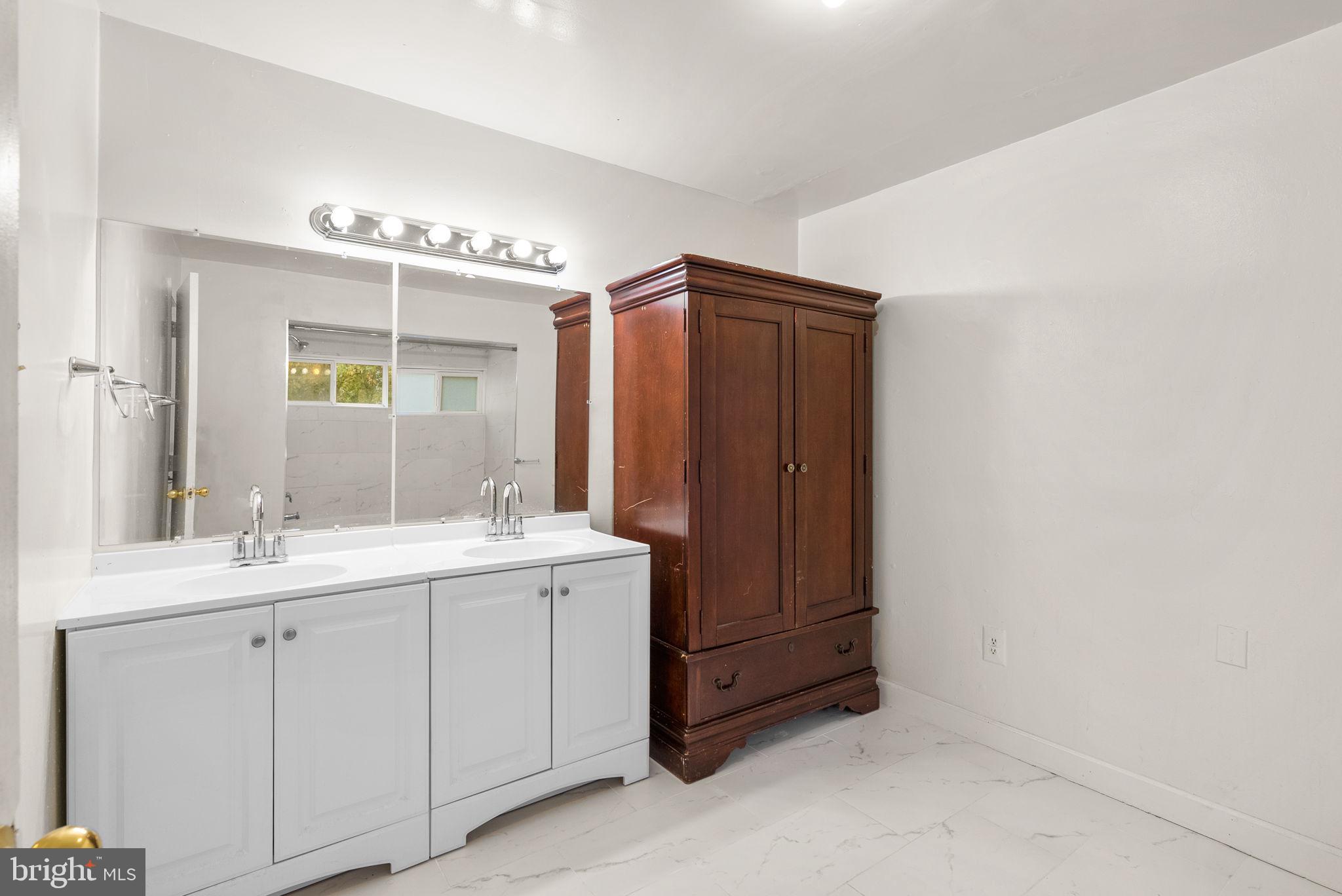 BERWYN - Residential