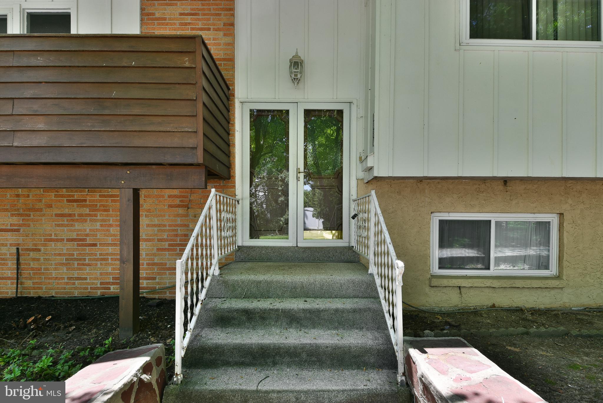 1556 COOLIDGE AVENUE