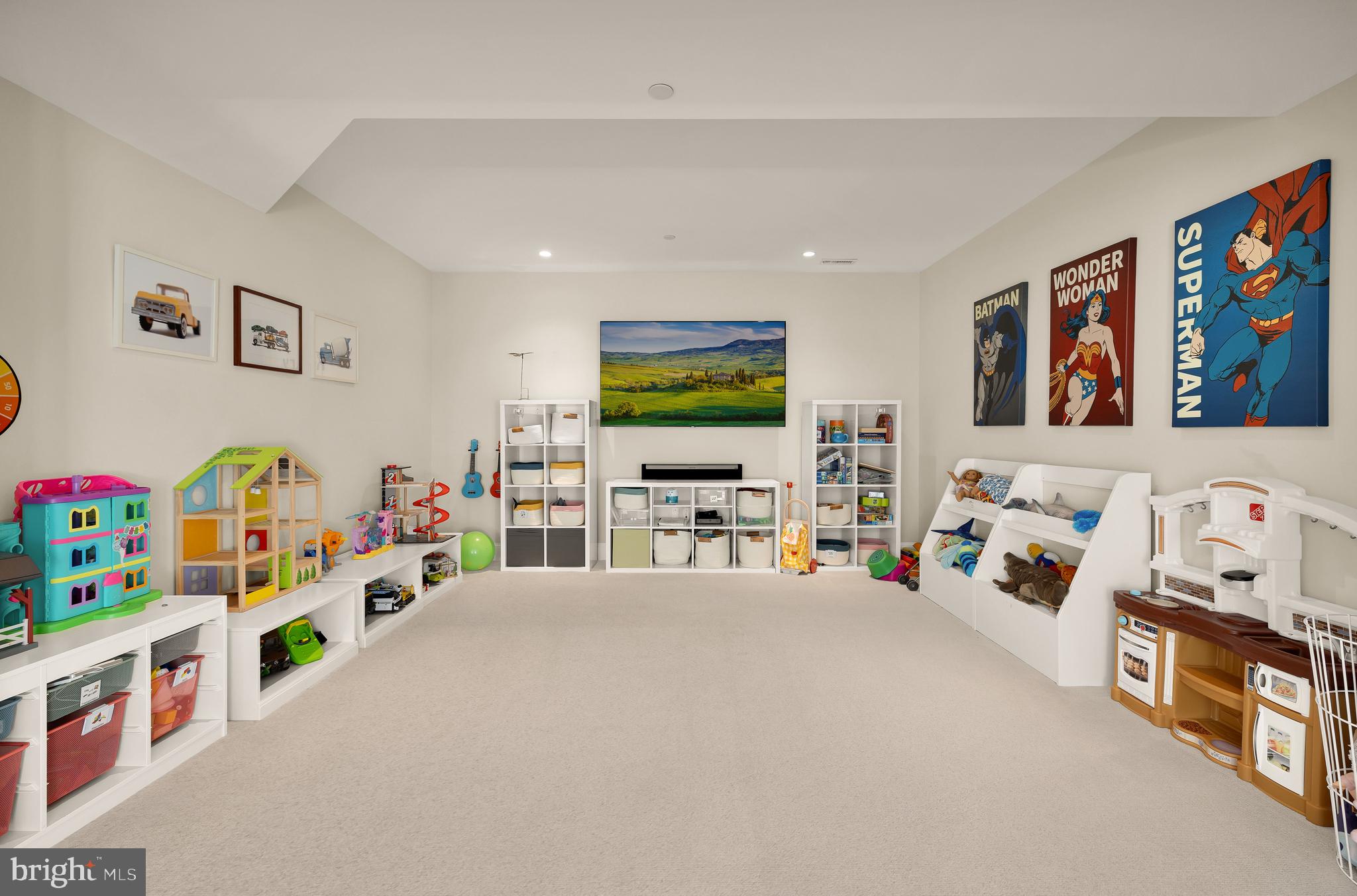 BRADLEY WOODS - Residential