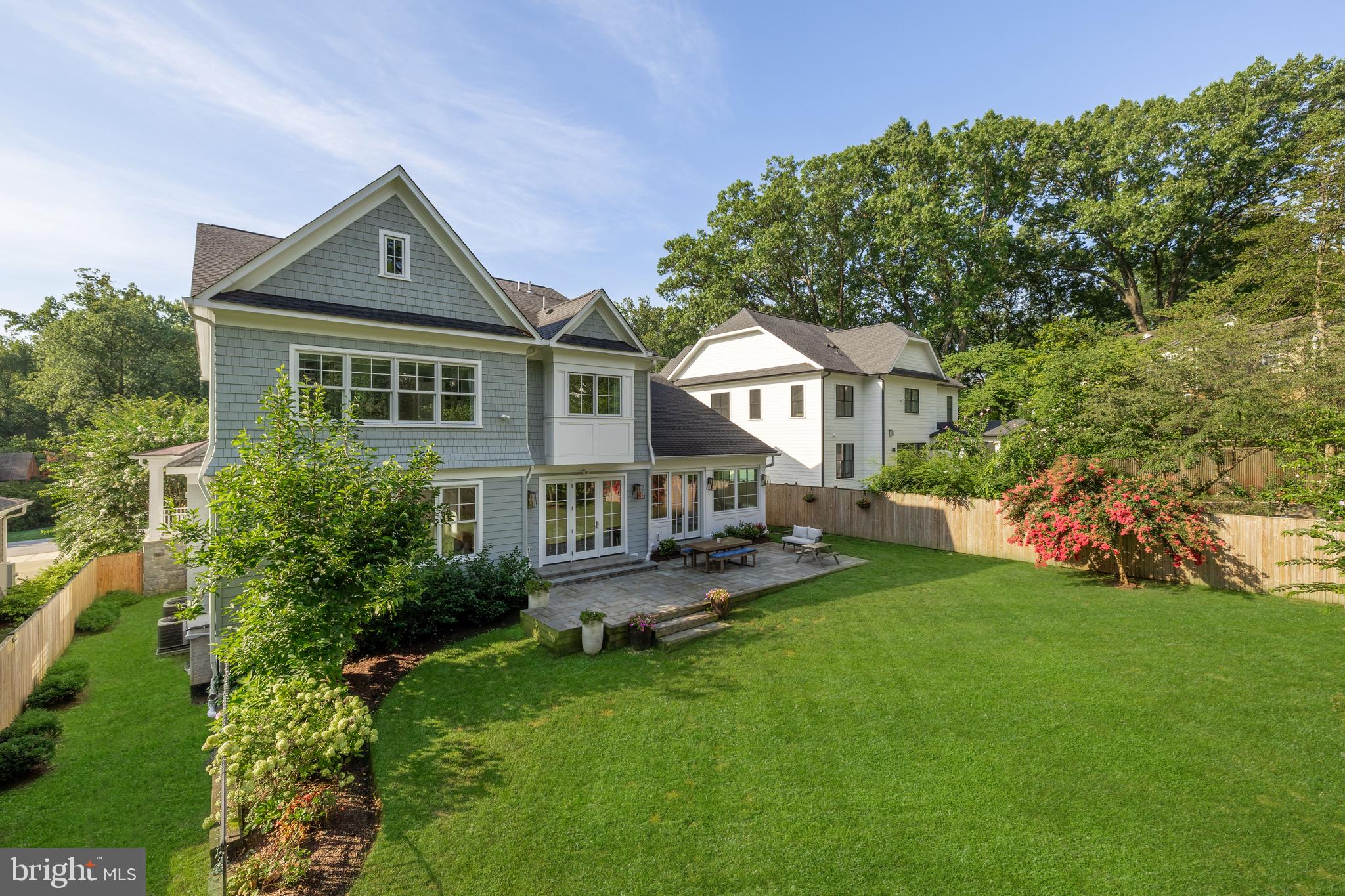 BRADLEY WOODS - Residential