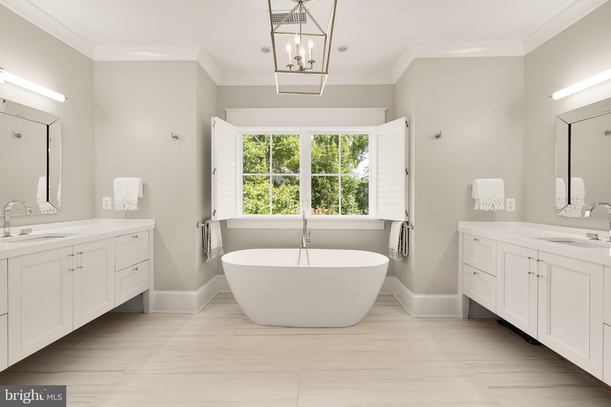 BRADLEY WOODS - Residential