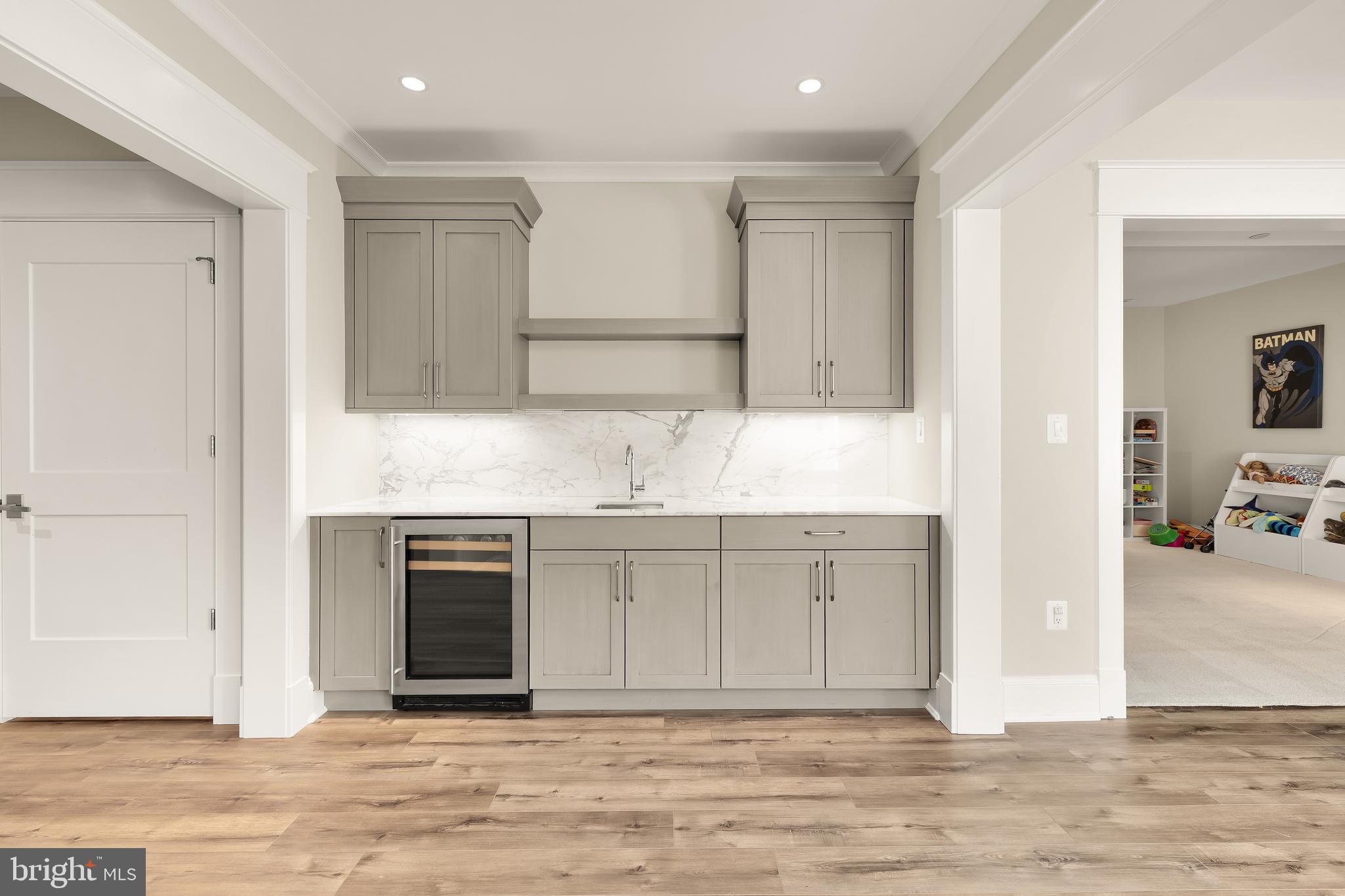 BRADLEY WOODS - Residential