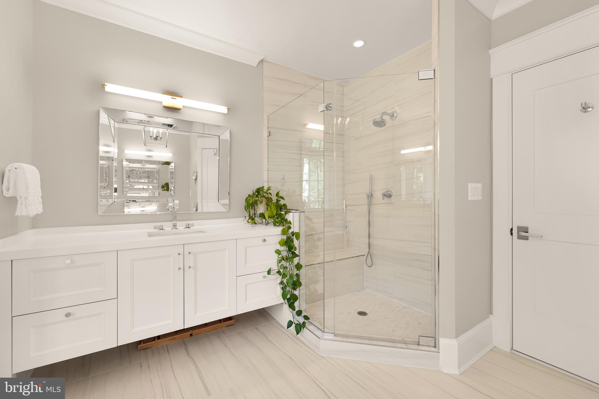 BRADLEY WOODS - Residential