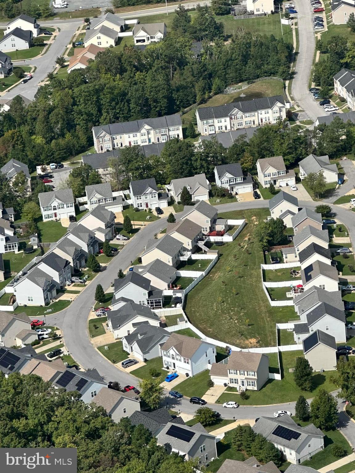 CLEMENTS POINTE - Residential