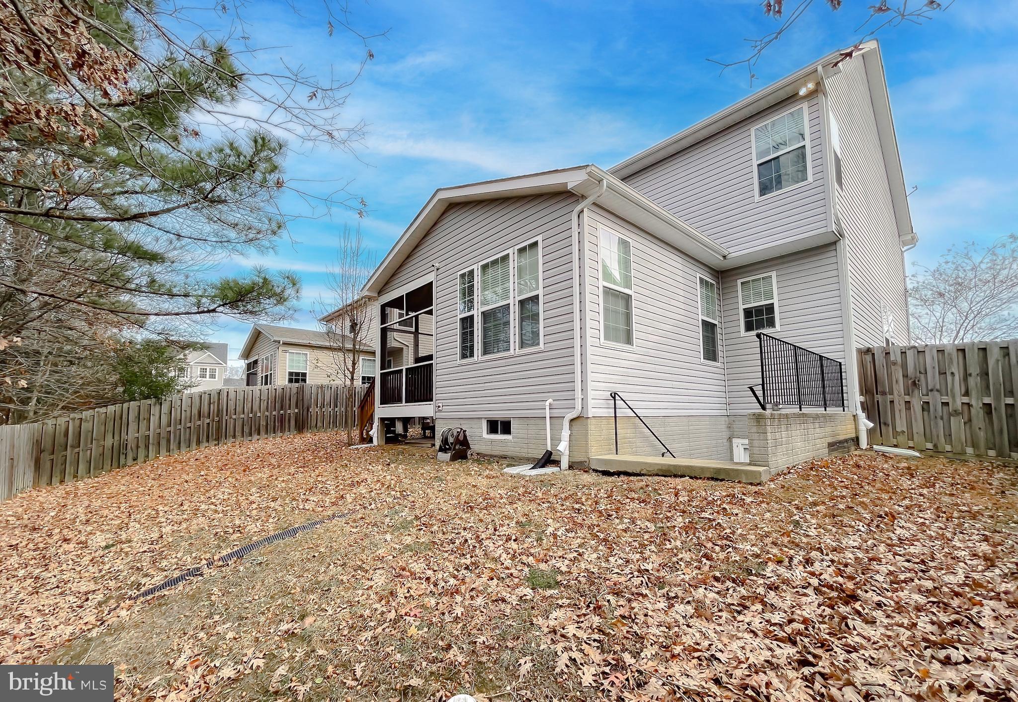 CLEMENTS POINTE - Residential