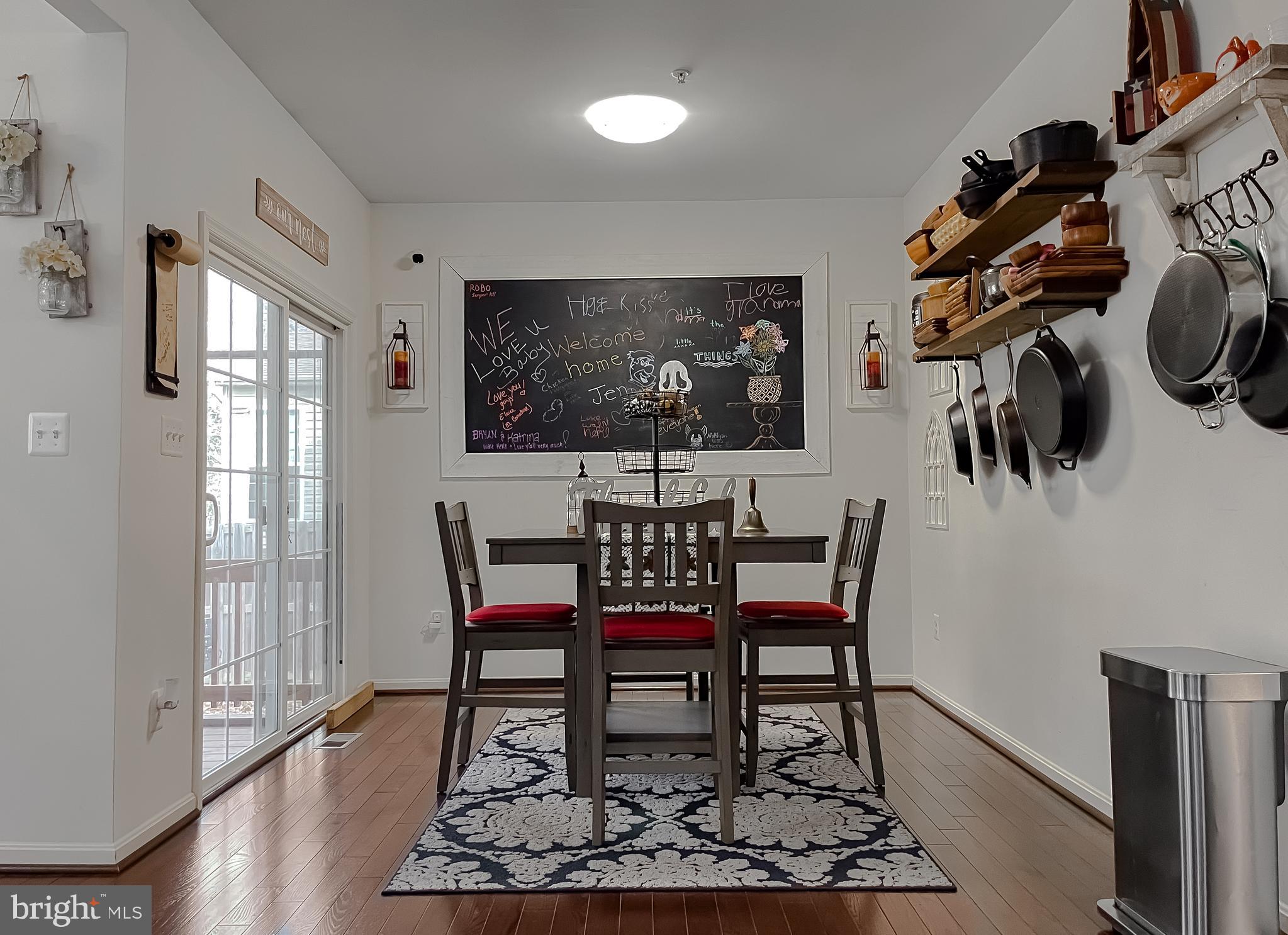 CLEMENTS POINTE - Residential