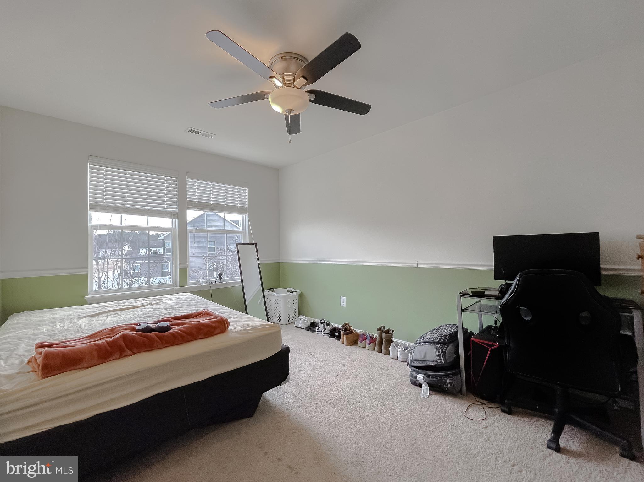 CLEMENTS POINTE - Residential