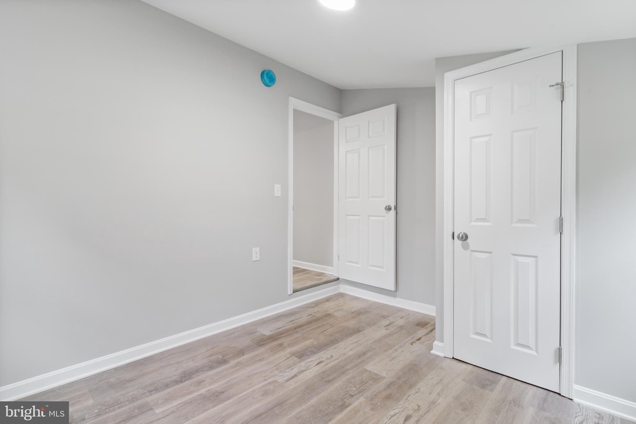 HOLLYWOOD - Residential Lease