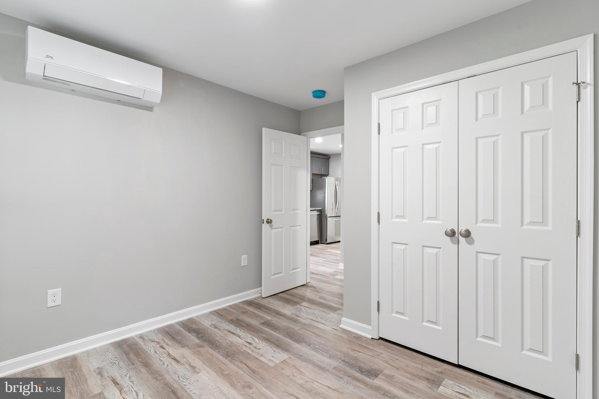 HOLLYWOOD - Residential Lease