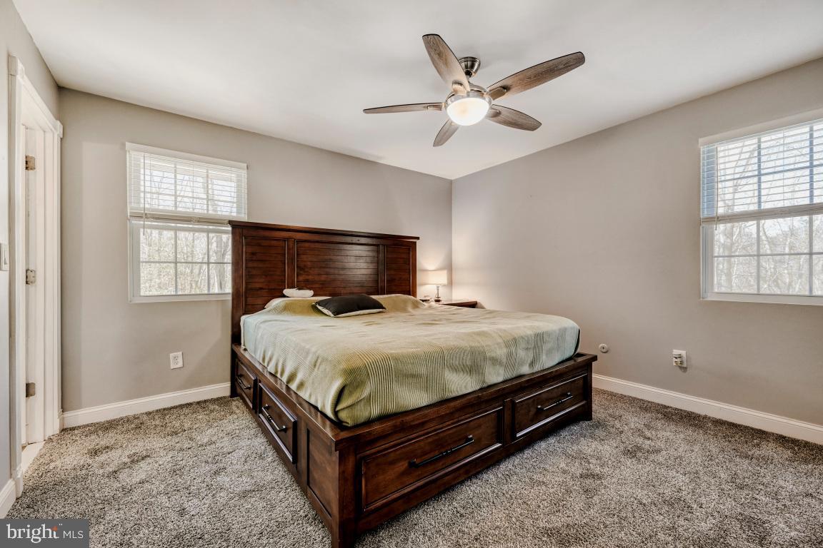 HALLMARK WOODS - Residential