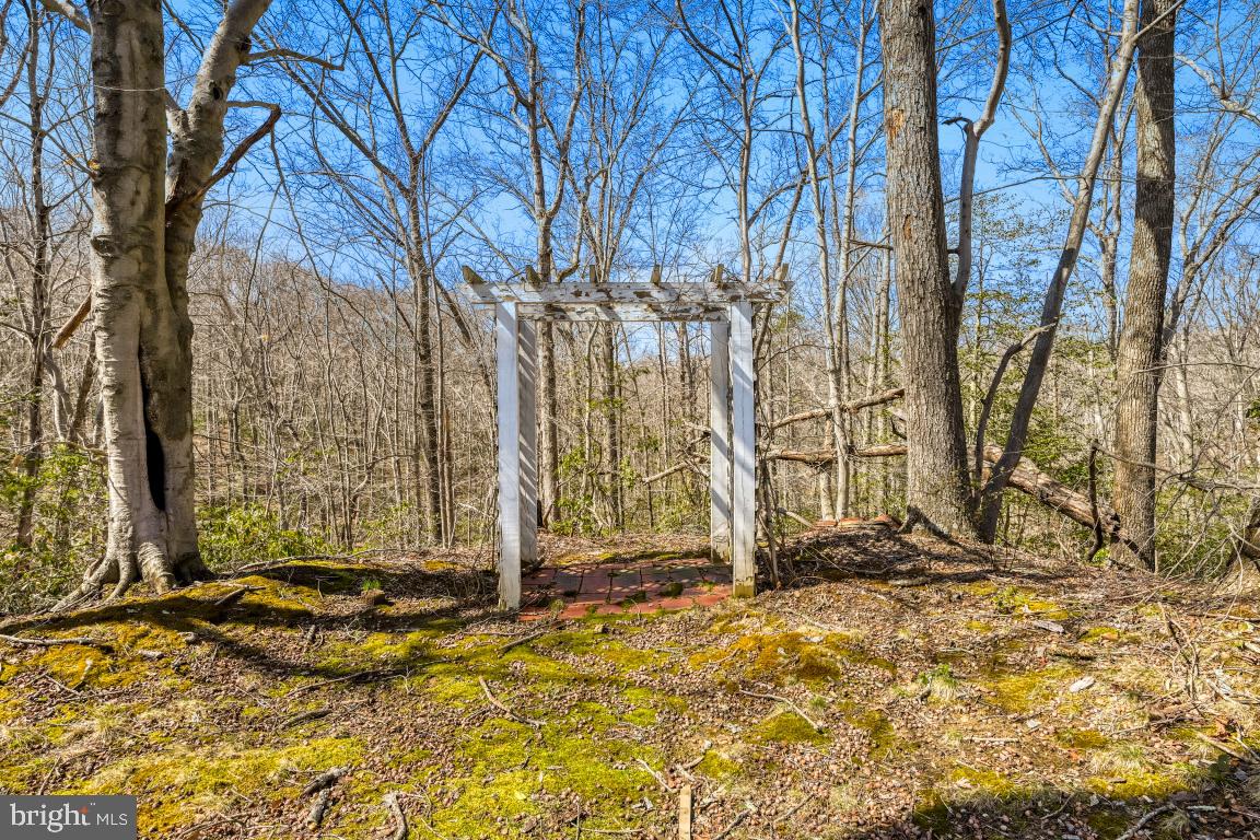 HALLMARK WOODS - Residential