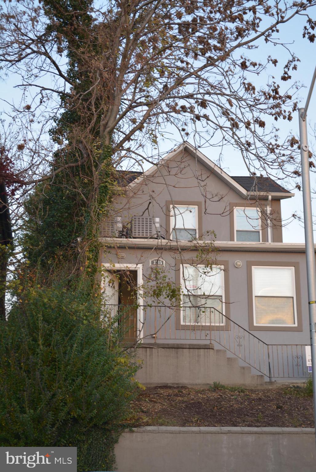 HAMPDEN HISTORIC DISTRICT - Residential Lease