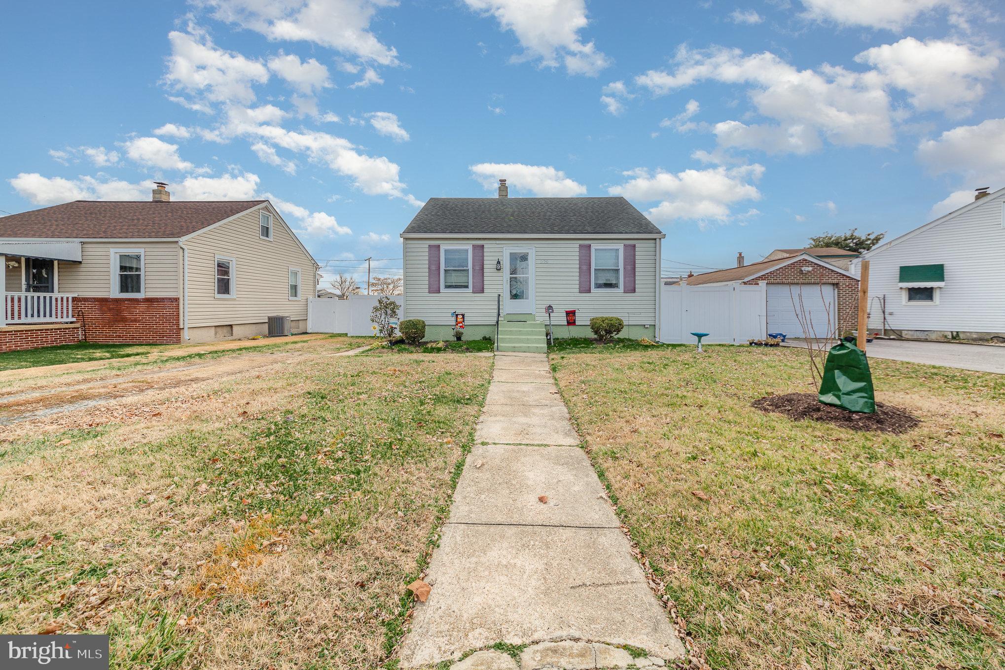 GRAY MANOR - Residential