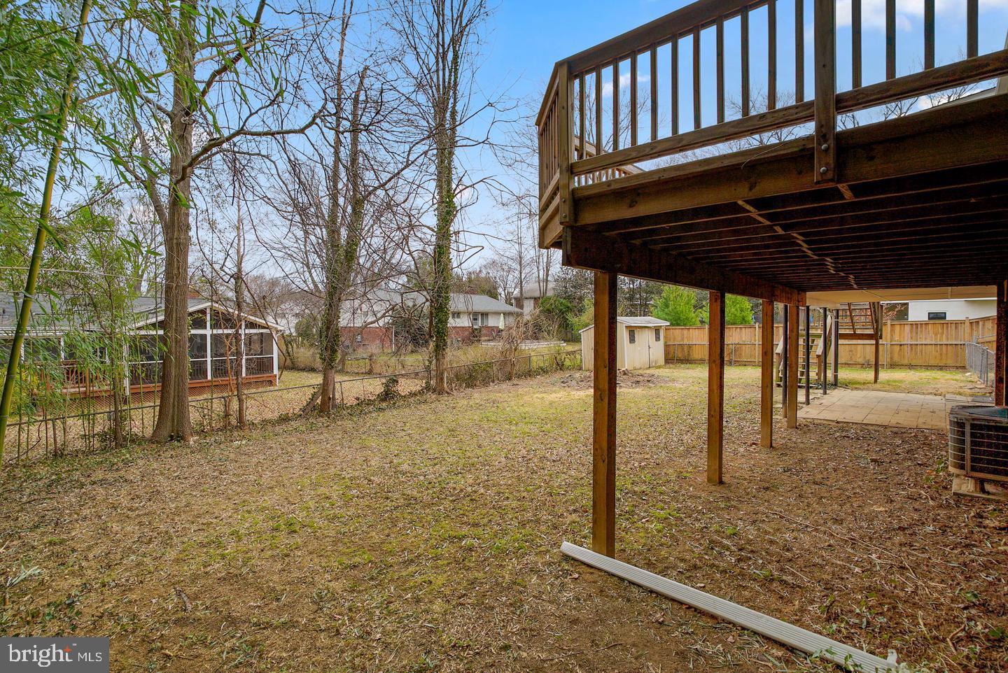 BROYHILLS MCLEAN ESTATES - Residential Lease