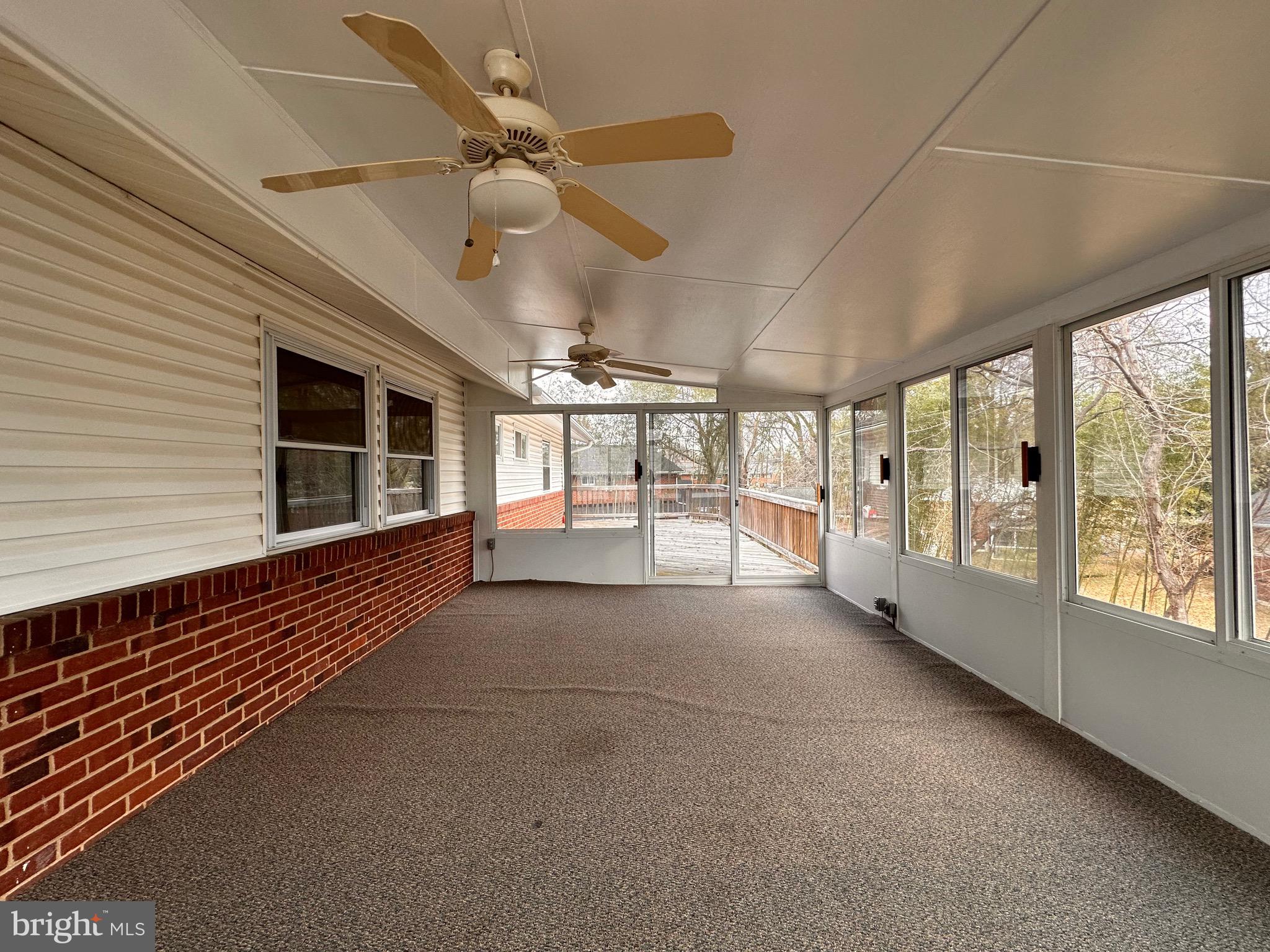 BROYHILLS MCLEAN ESTATES - Residential Lease