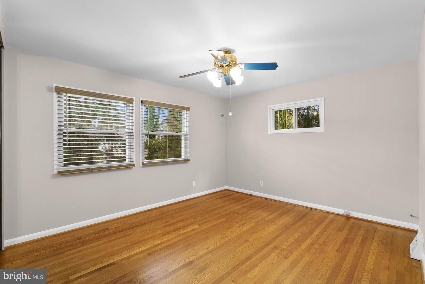 BROYHILLS MCLEAN ESTATES - Residential Lease