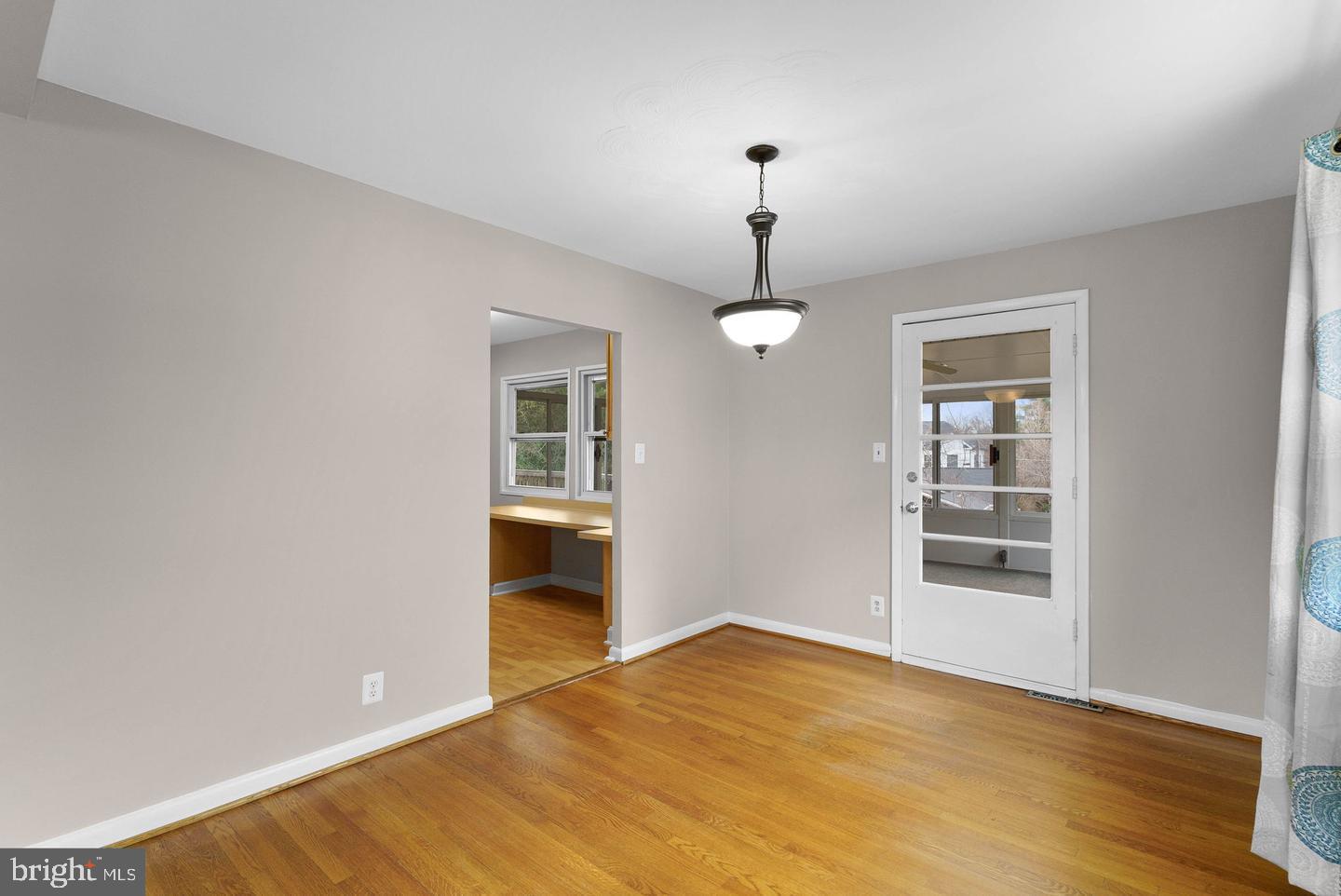 BROYHILLS MCLEAN ESTATES - Residential Lease