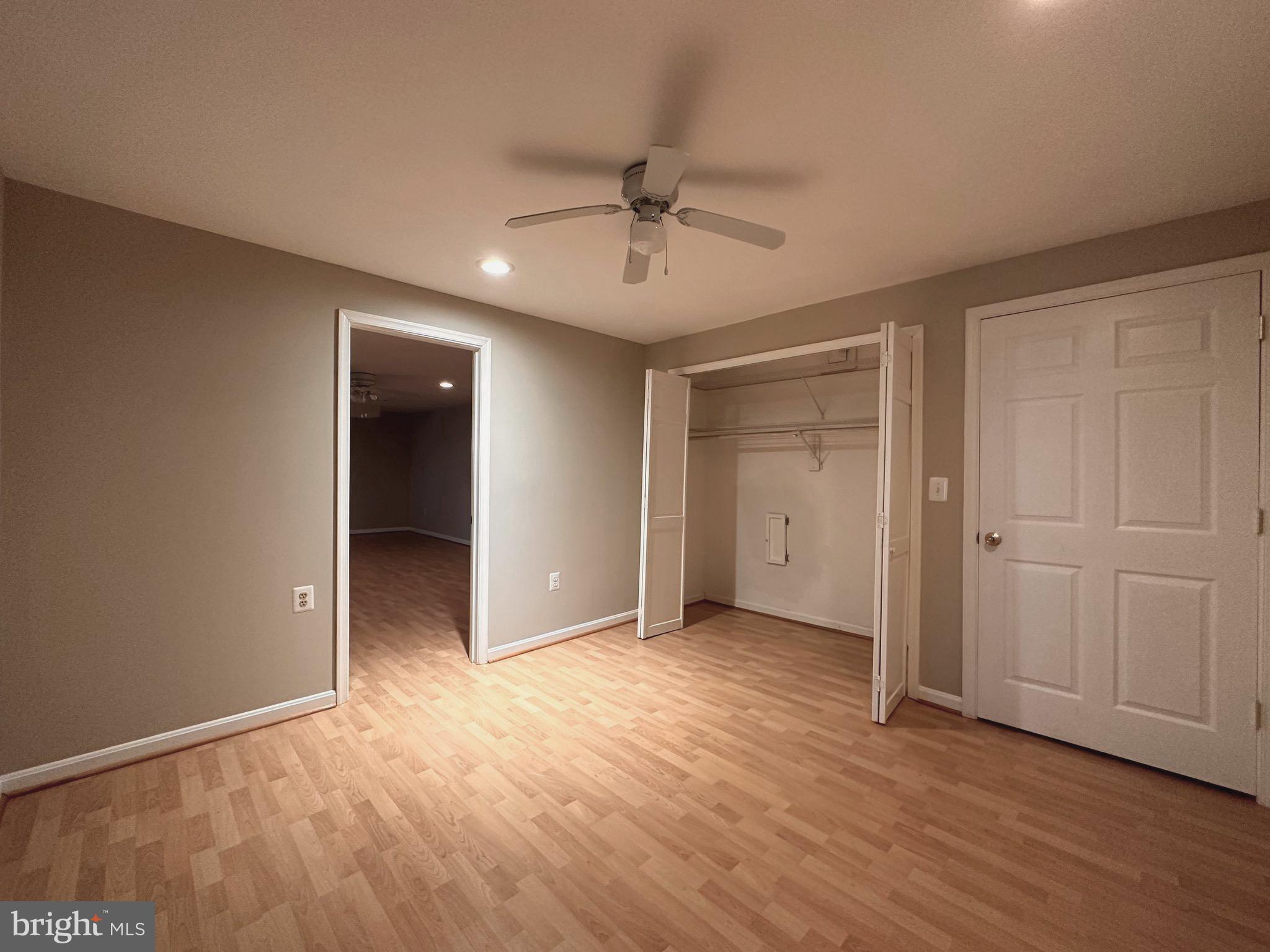 BROYHILLS MCLEAN ESTATES - Residential Lease