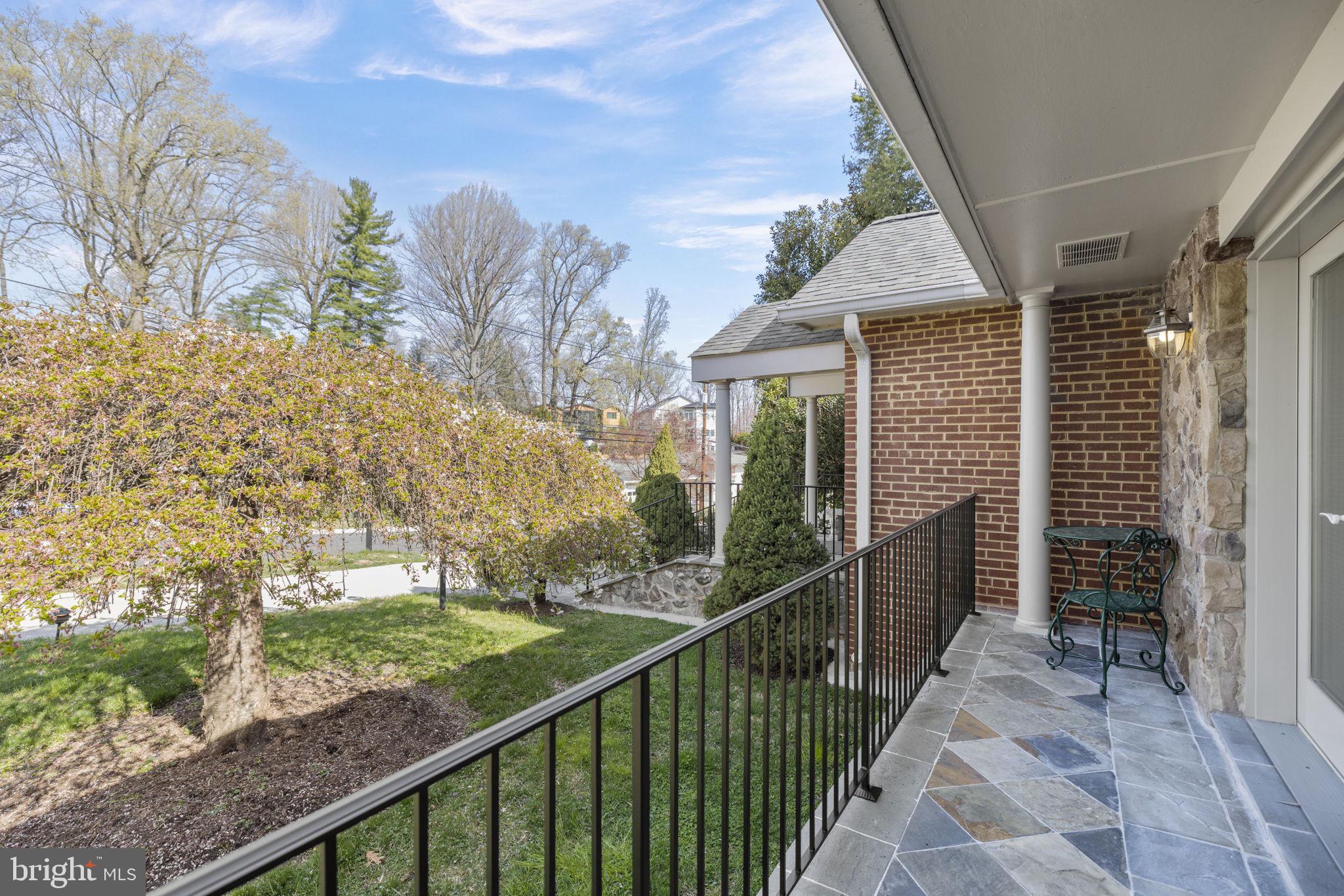 DUNLOP HILLS - Residential