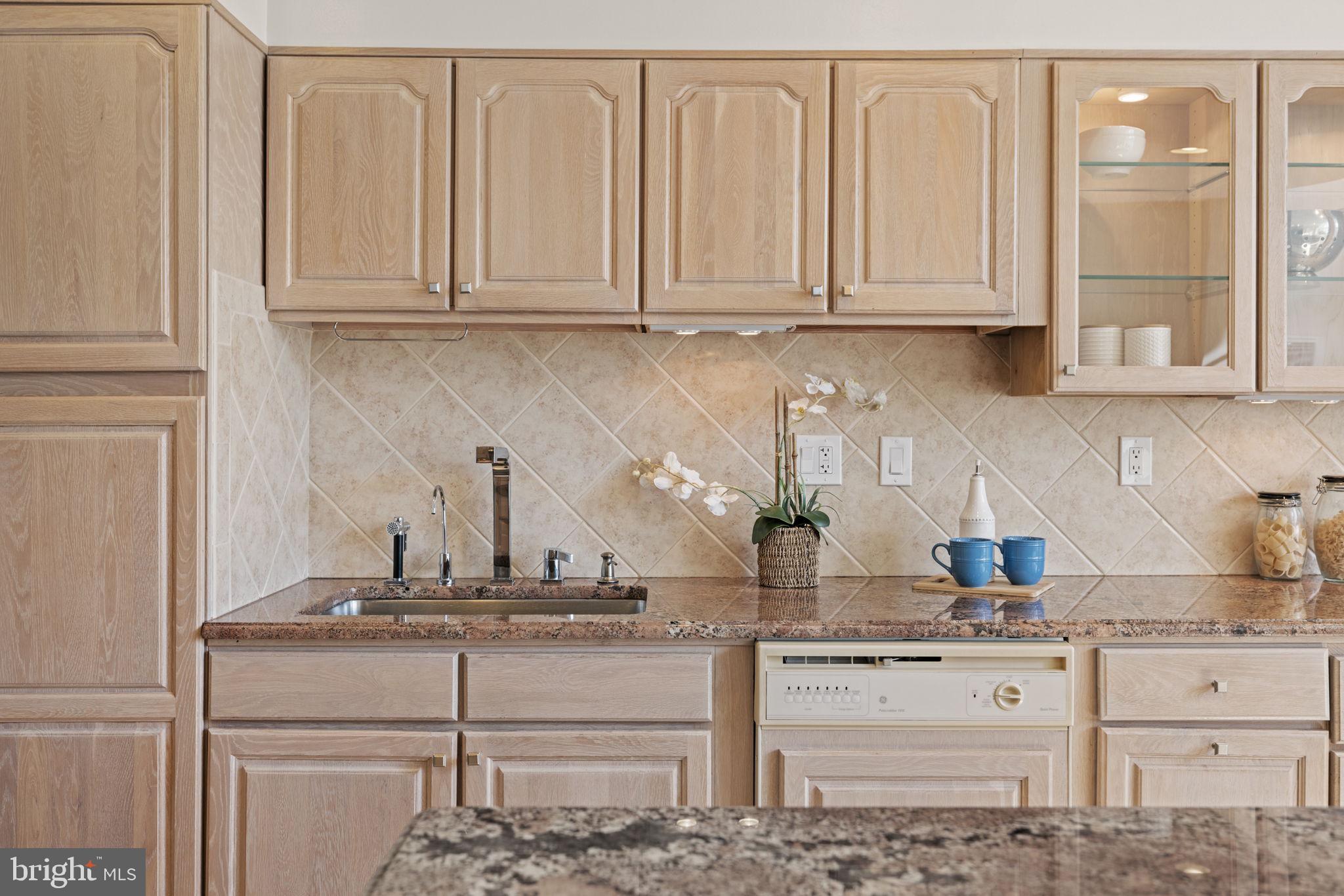 DUNLOP HILLS - Residential