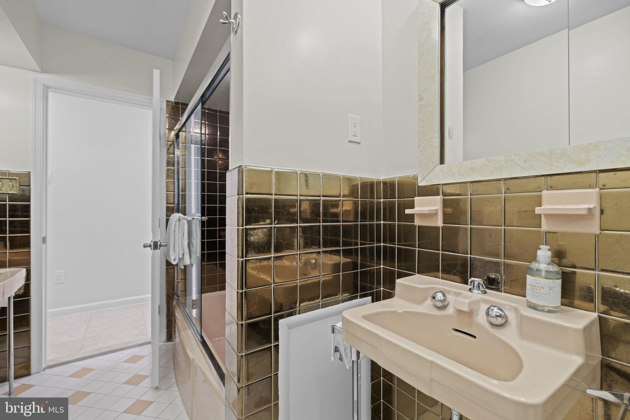 DUNLOP HILLS - Residential