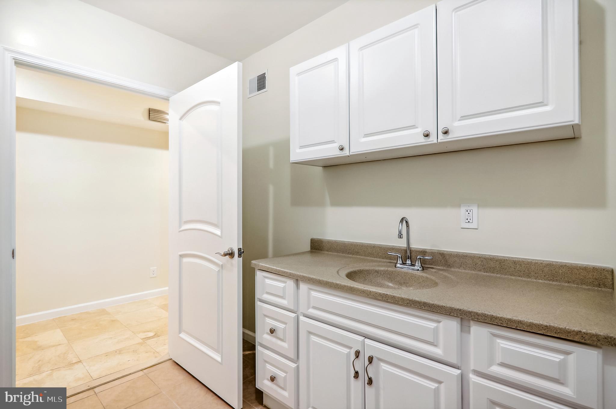 DUNLOP HILLS - Residential