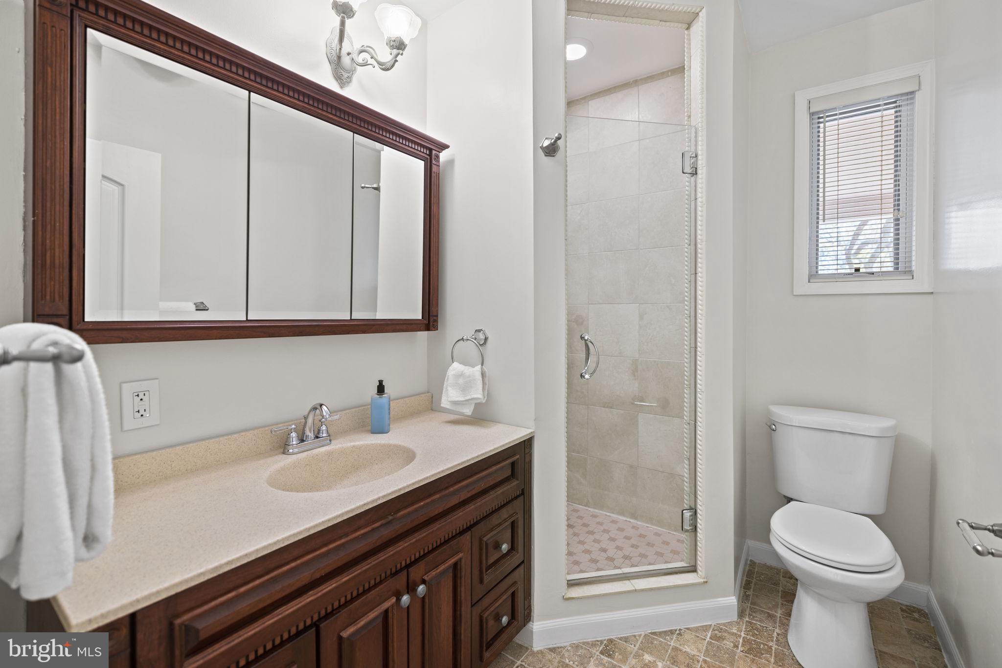 DUNLOP HILLS - Residential