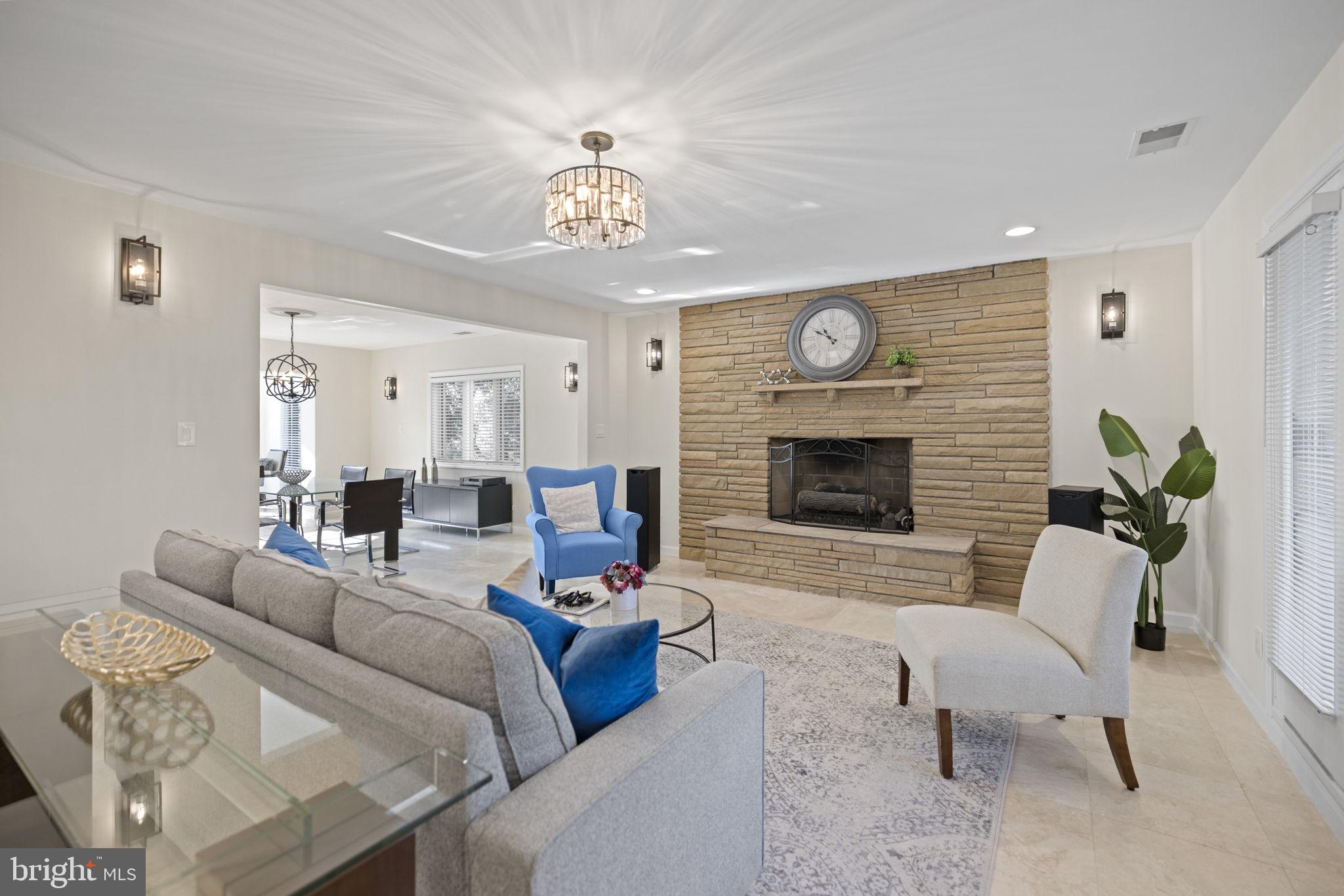 DUNLOP HILLS - Residential