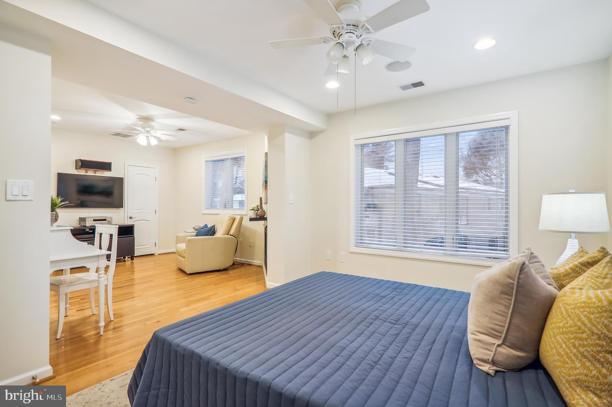 DUNLOP HILLS - Residential