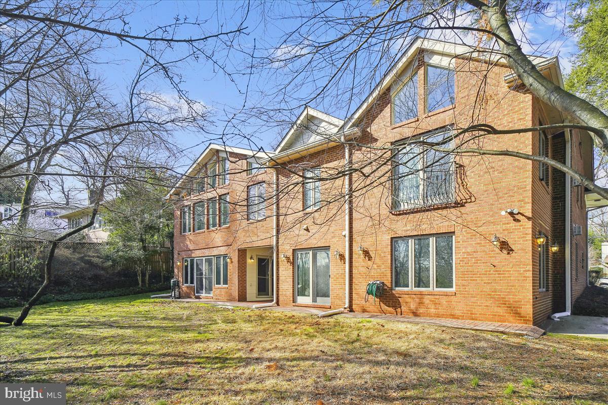 DUNLOP HILLS - Residential