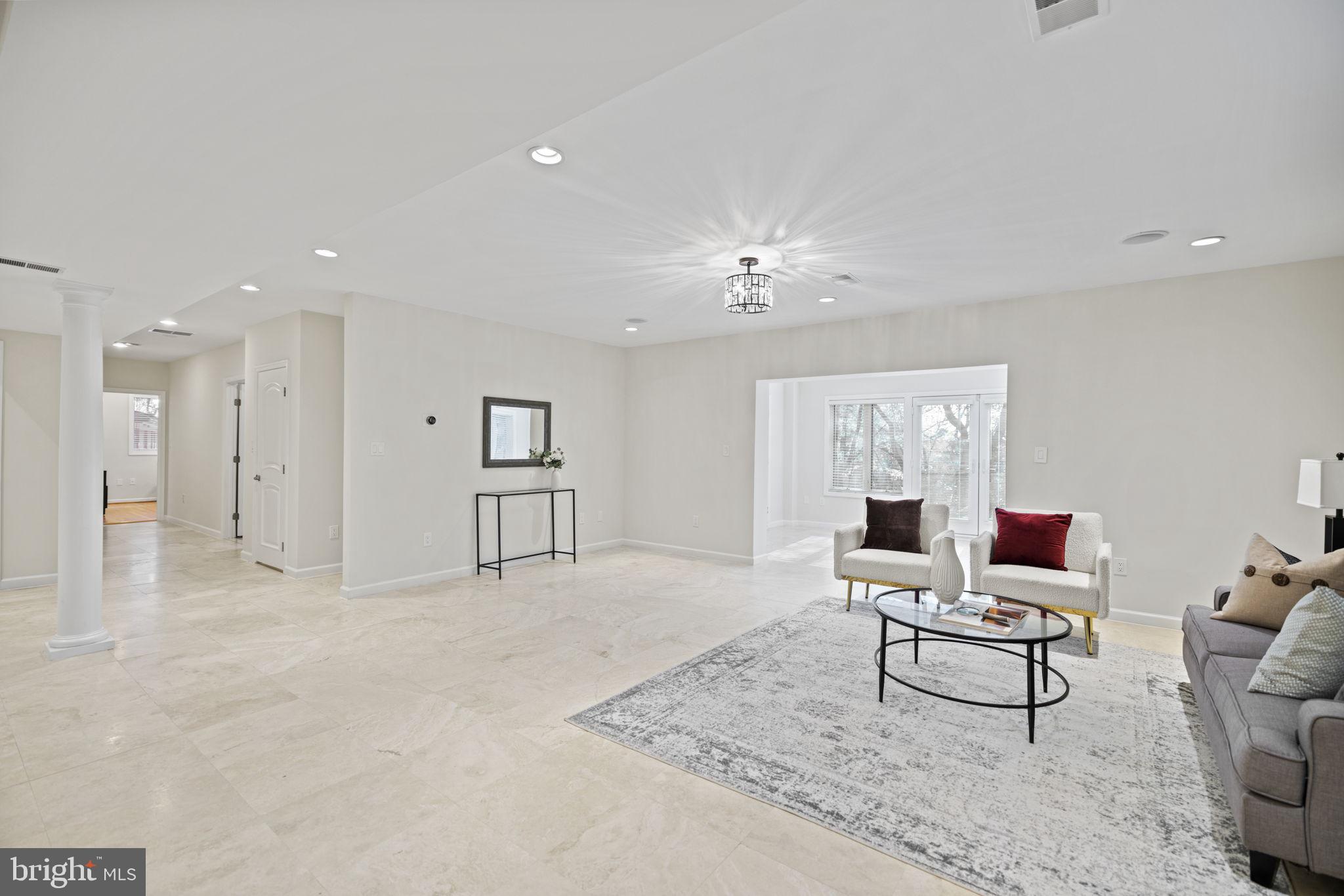 DUNLOP HILLS - Residential