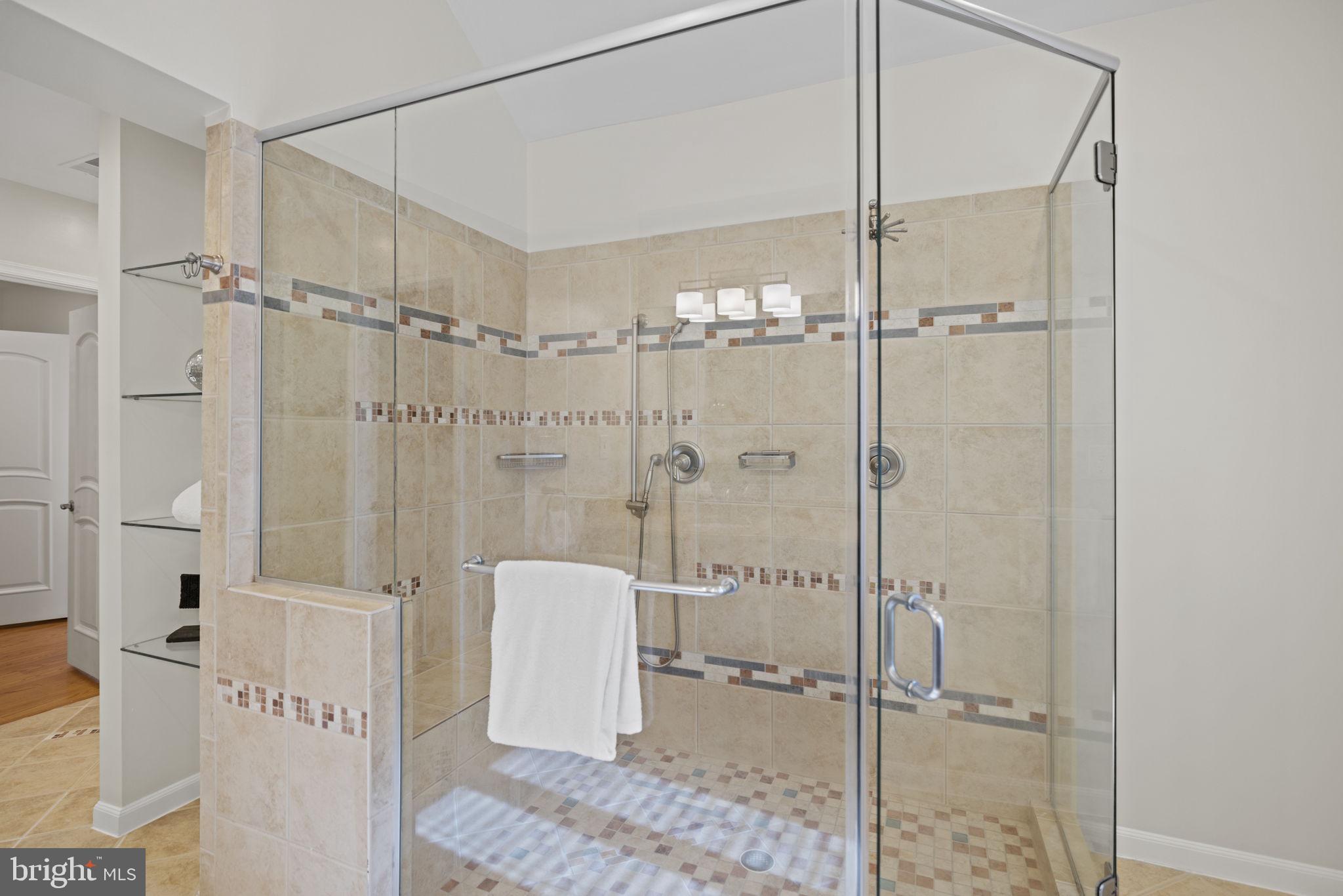 DUNLOP HILLS - Residential