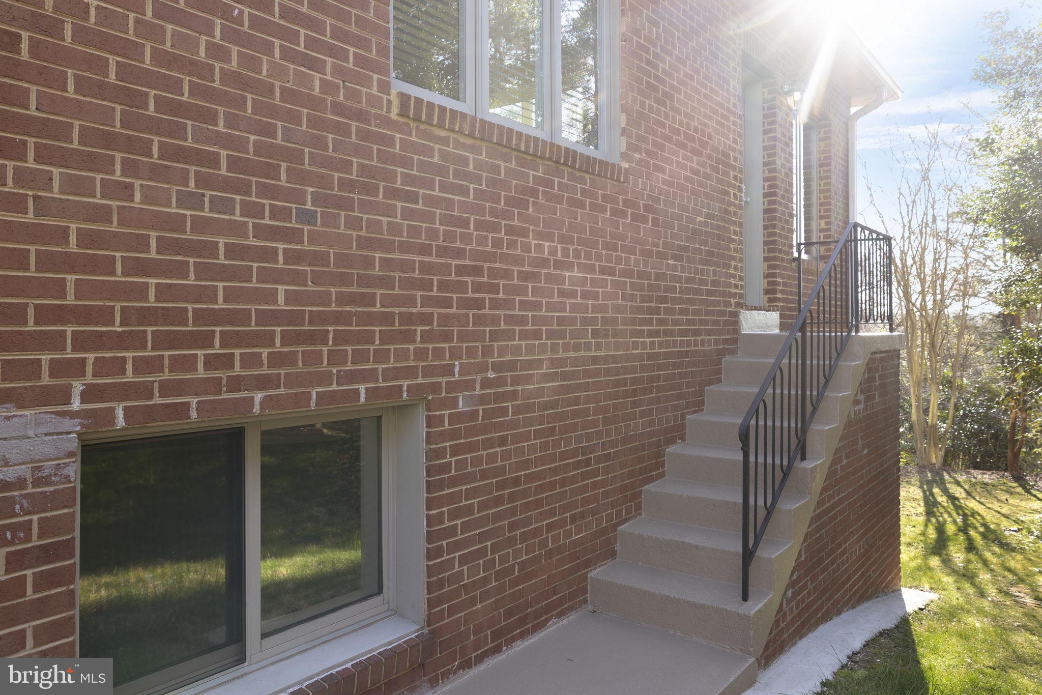 DUNLOP HILLS - Residential