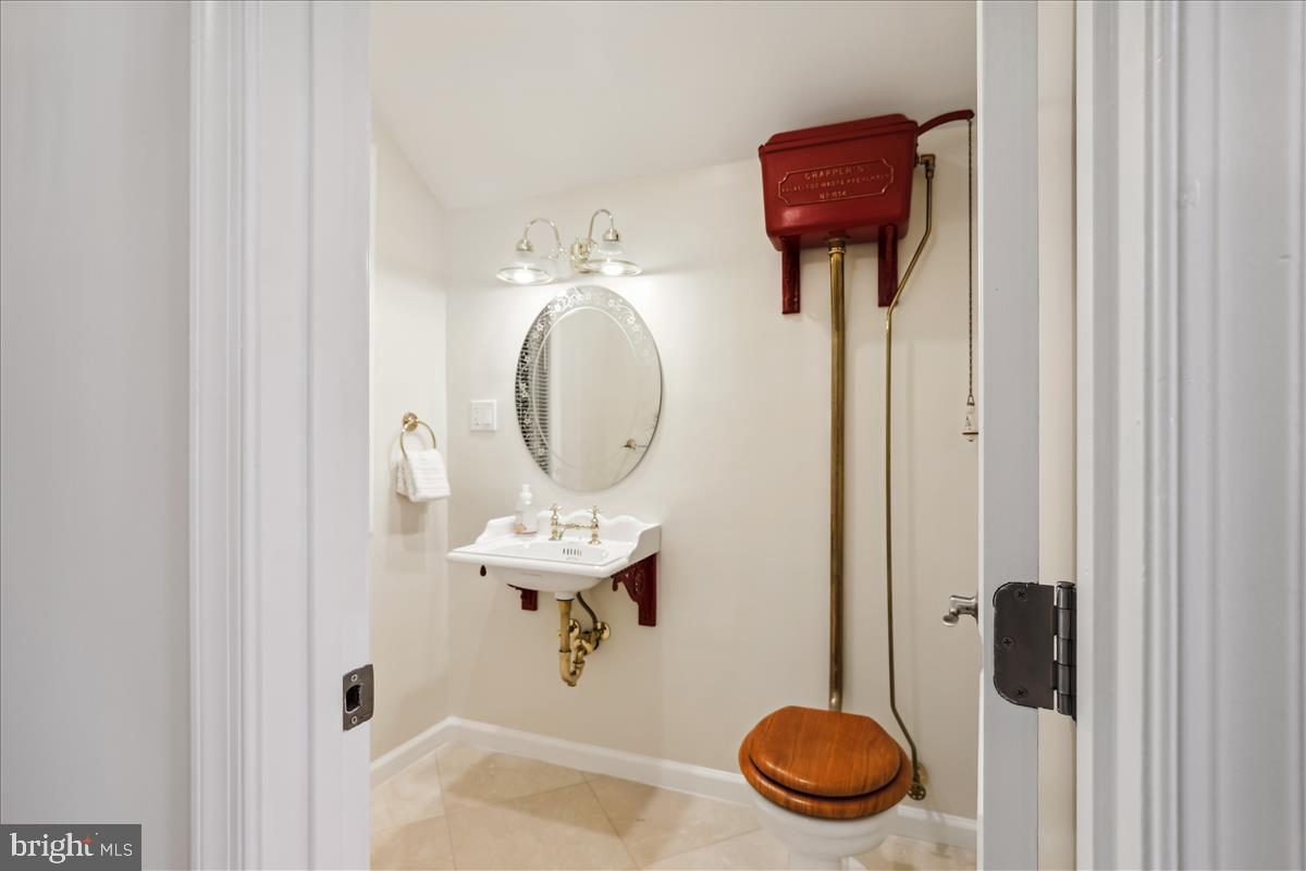 DUNLOP HILLS - Residential