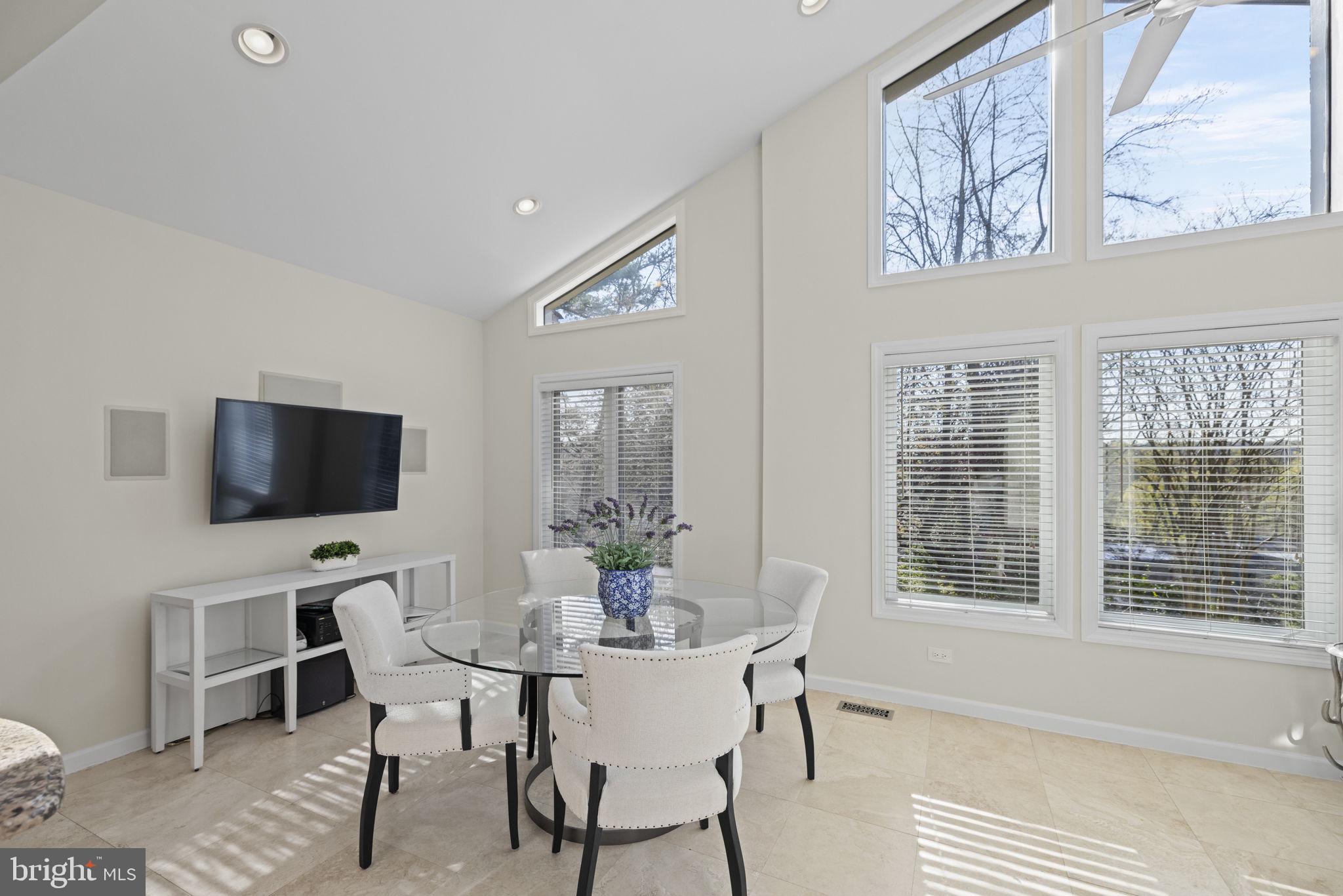 DUNLOP HILLS - Residential