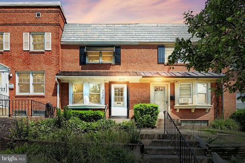 2424 BROOKWOOD STREET HARRISBURG PA 17104